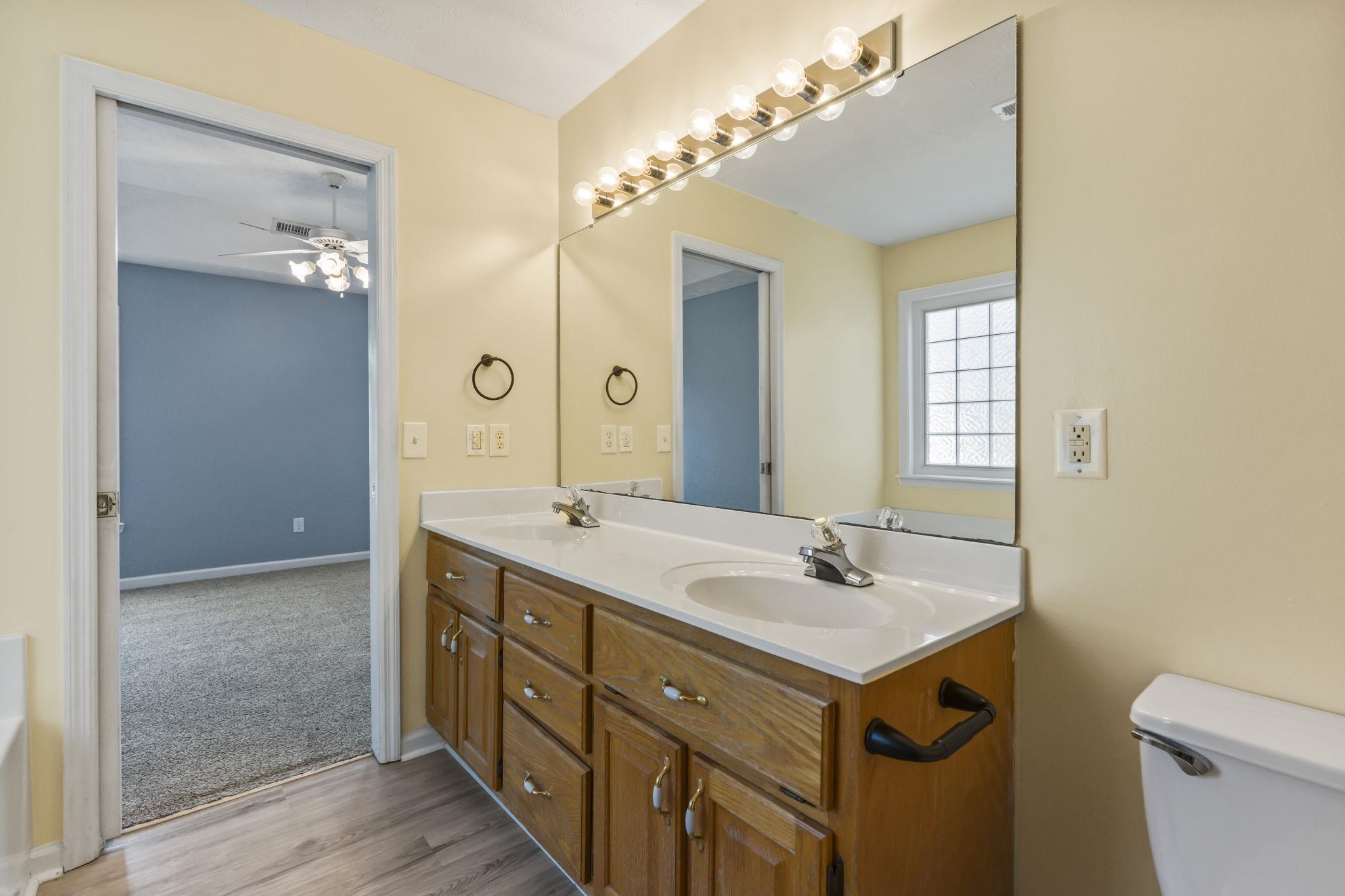 1372 Gailard Dr. Property Photo 31