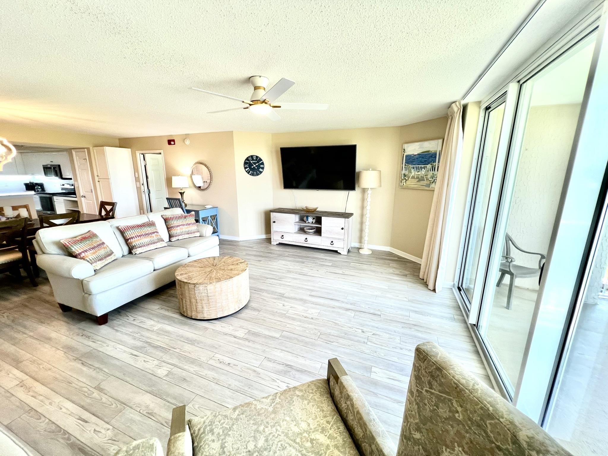 2151 Bridgeview Ct. Property Photo 12