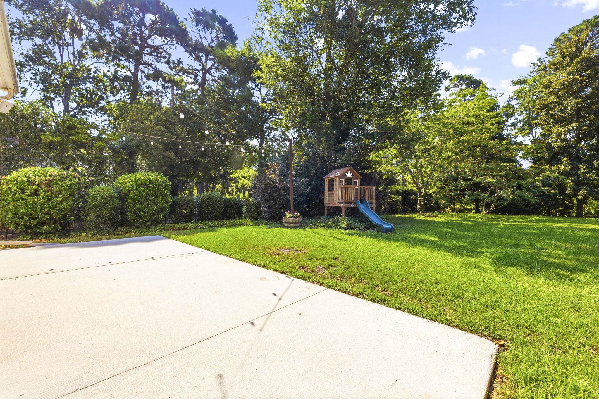 552 Walcott Dr. Property Photo 50