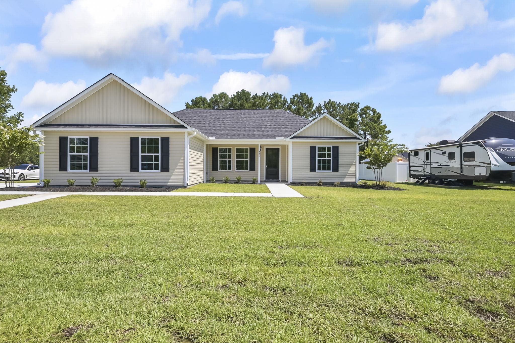 439 Pine Needle Dr. Property Photo 1