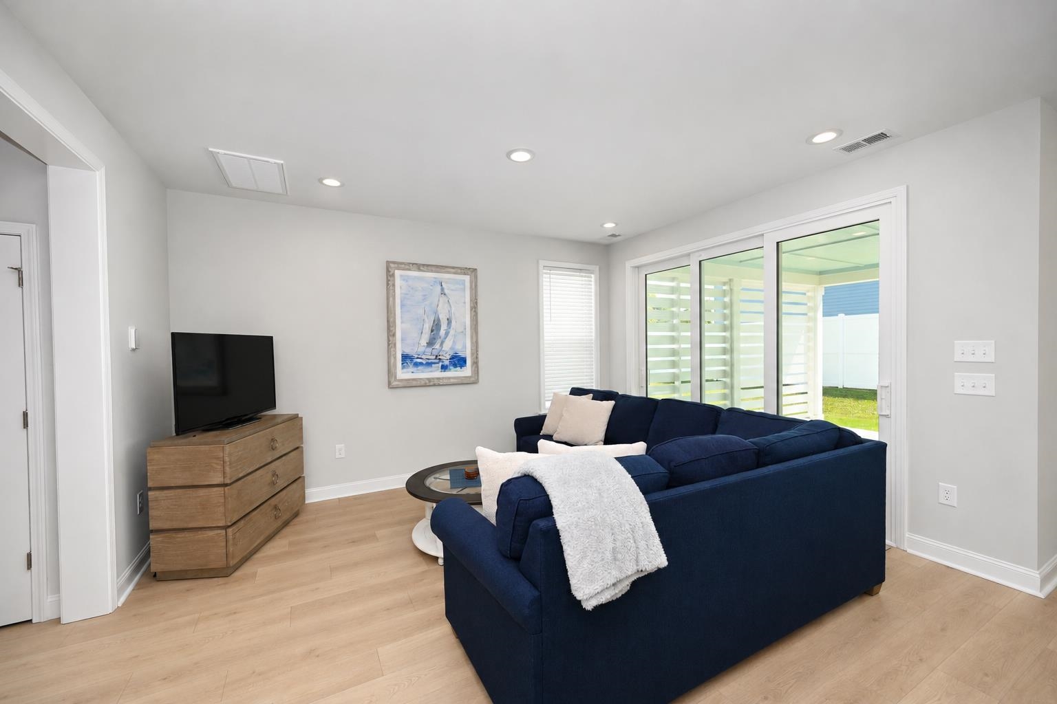 2524 Hillbourne Loop Property Photo 6
