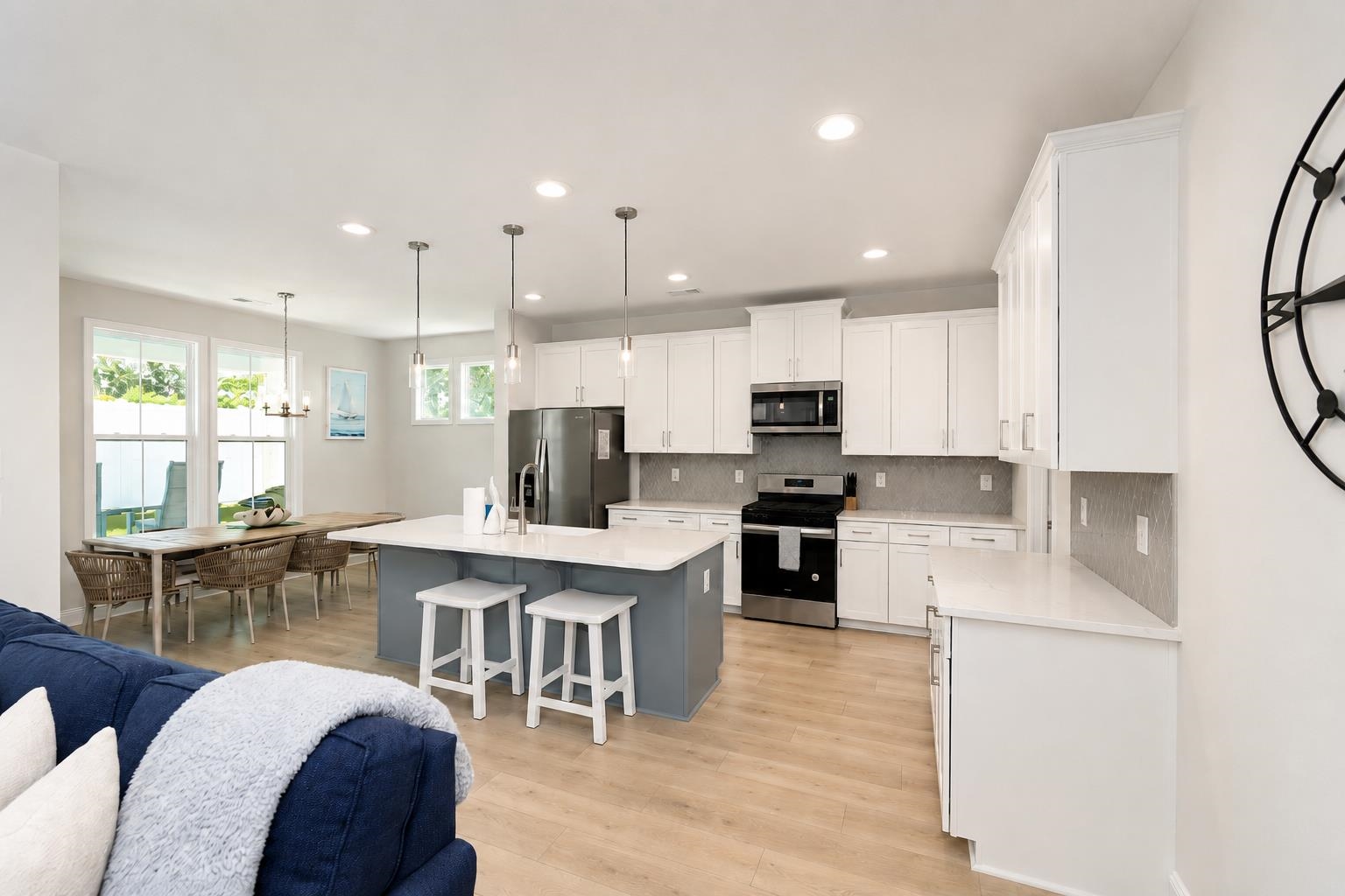 2524 Hillbourne Loop Property Photo 10