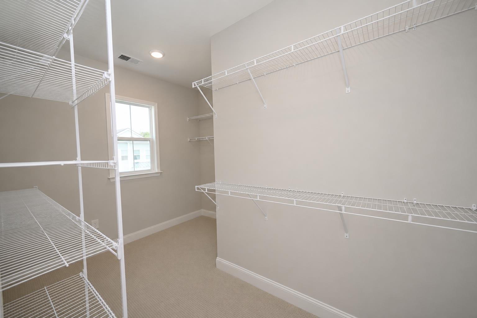 2524 Hillbourne Loop Property Photo 33