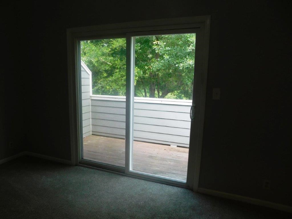 1202 Tiffany Ln. Property Photo 8