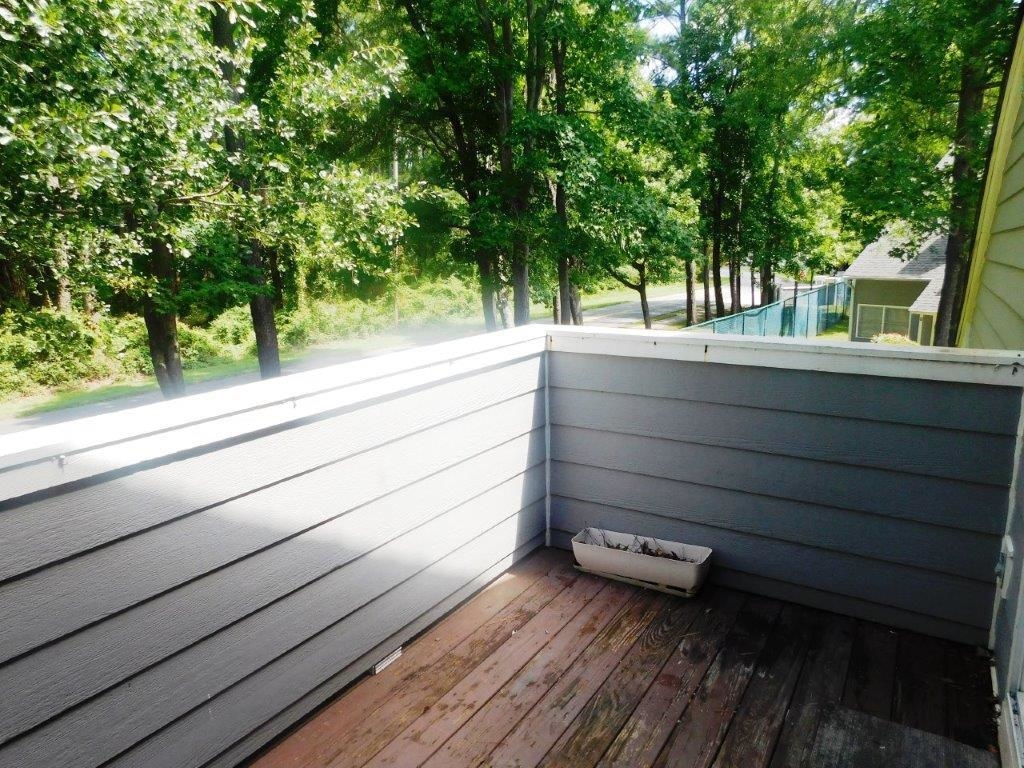 1202 Tiffany Ln. Property Photo 10