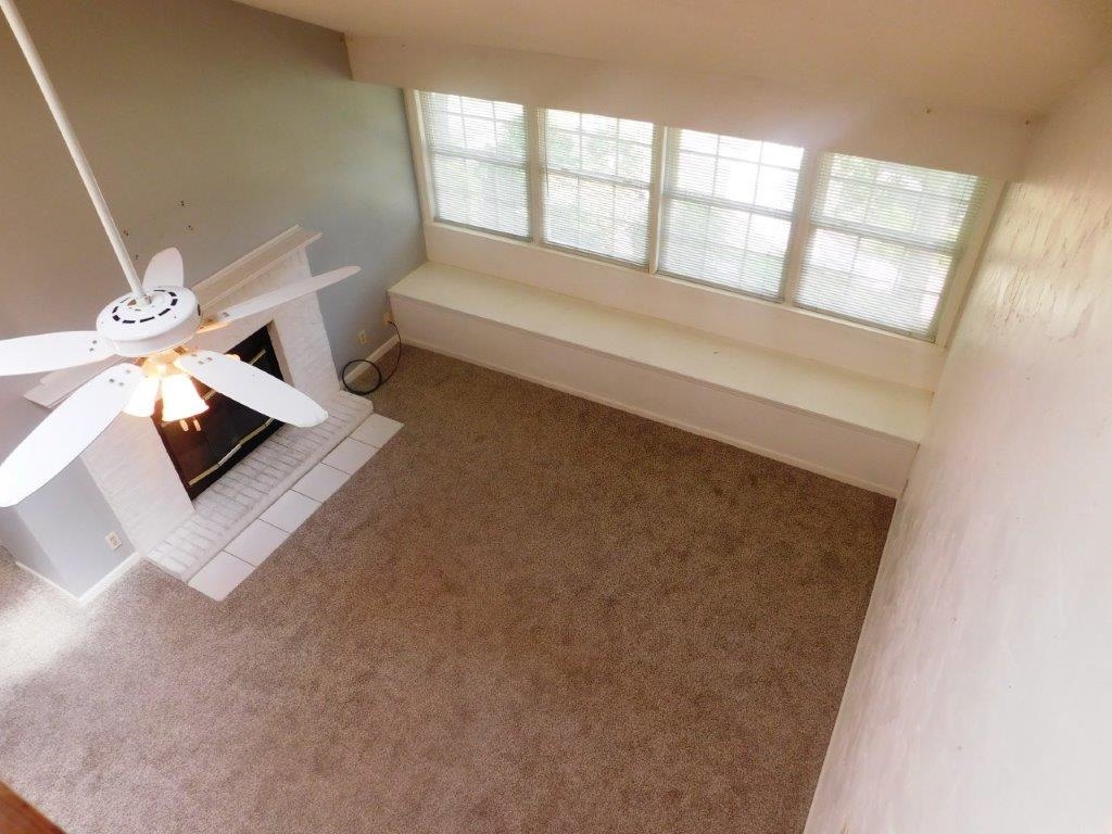 1202 Tiffany Ln. Property Photo 17