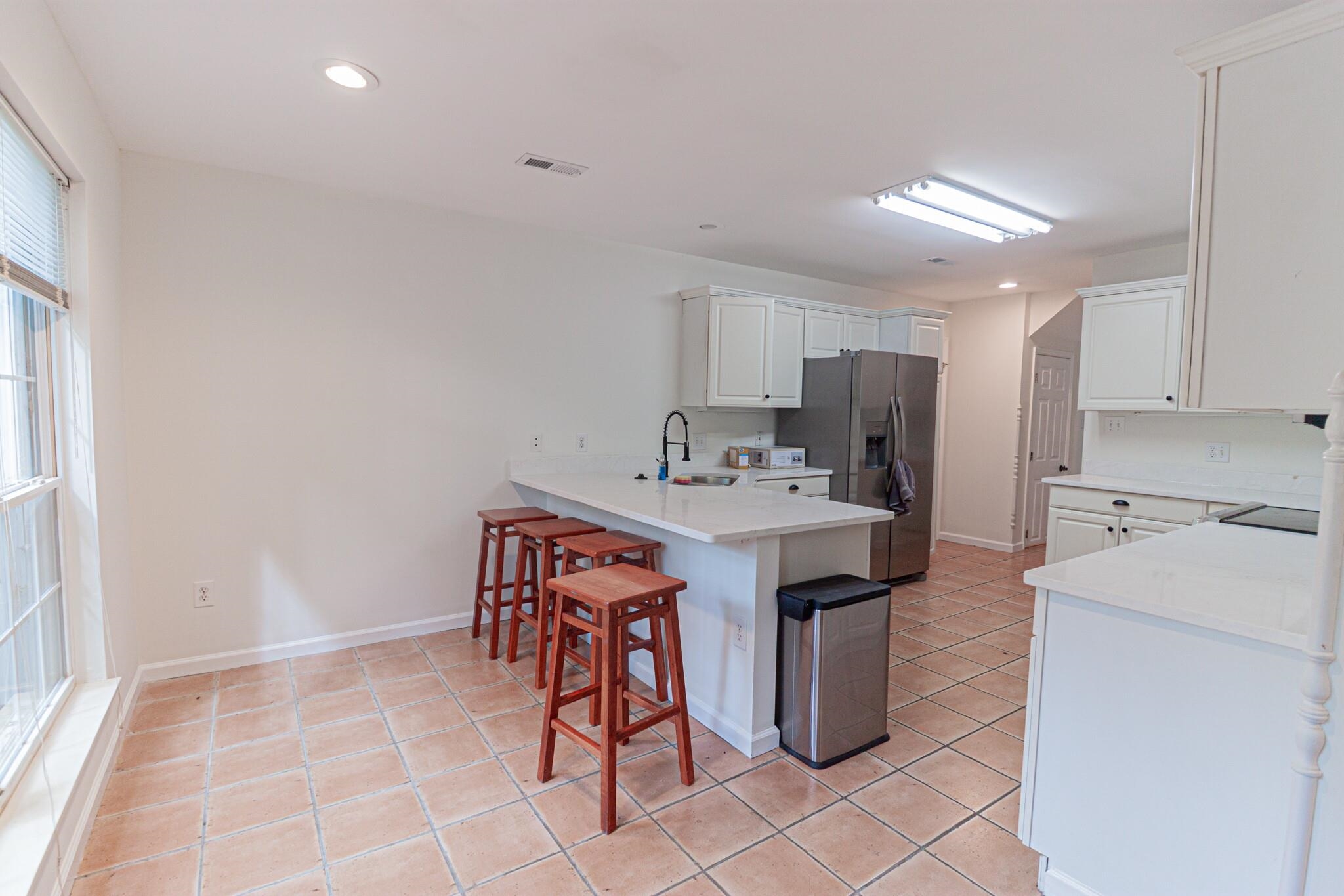 1813 Windmere Way Property Photo 6