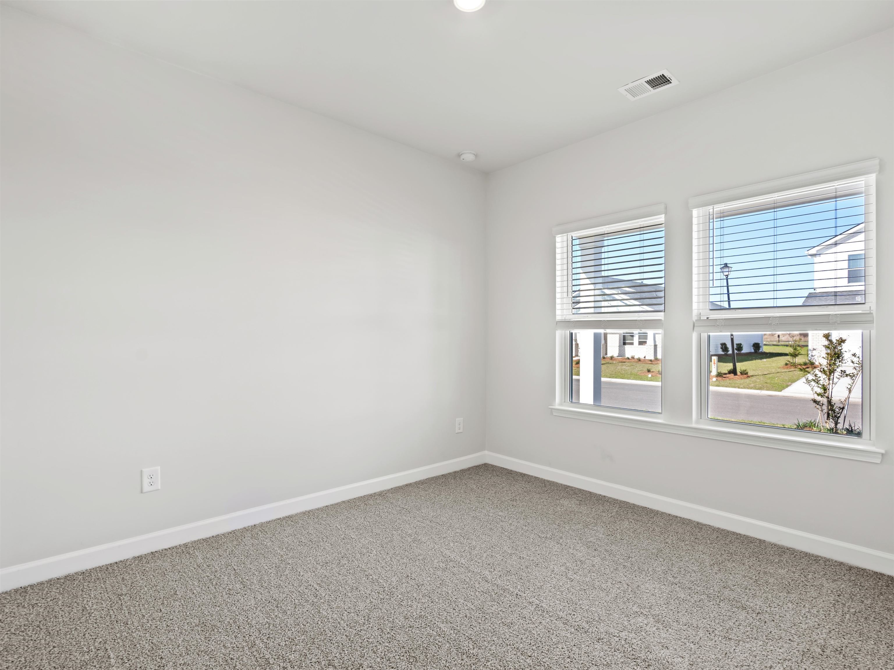 2882 Tranquility Loop Property Photo 27