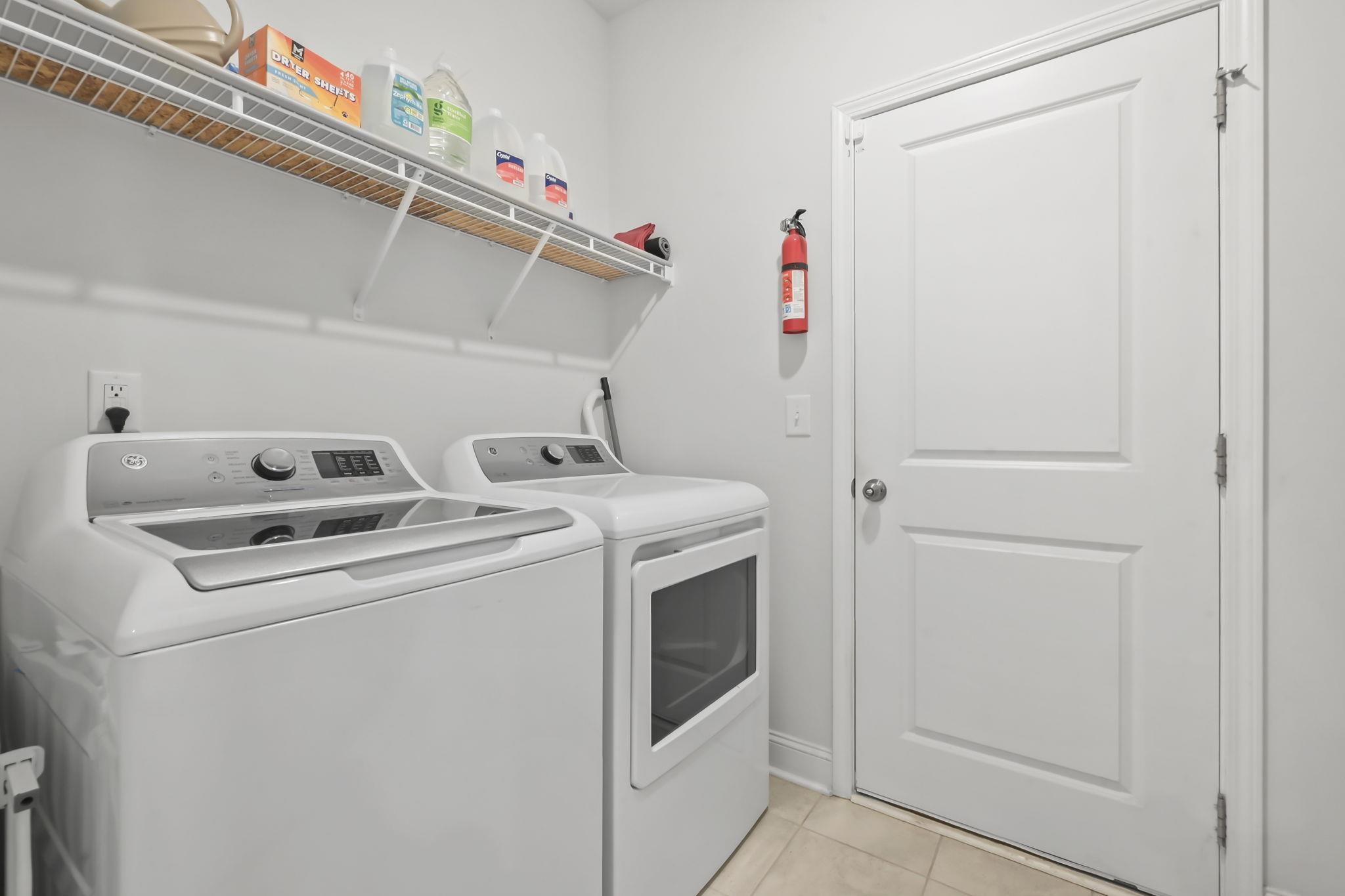 1080 Harbison Circle Property Photo 6