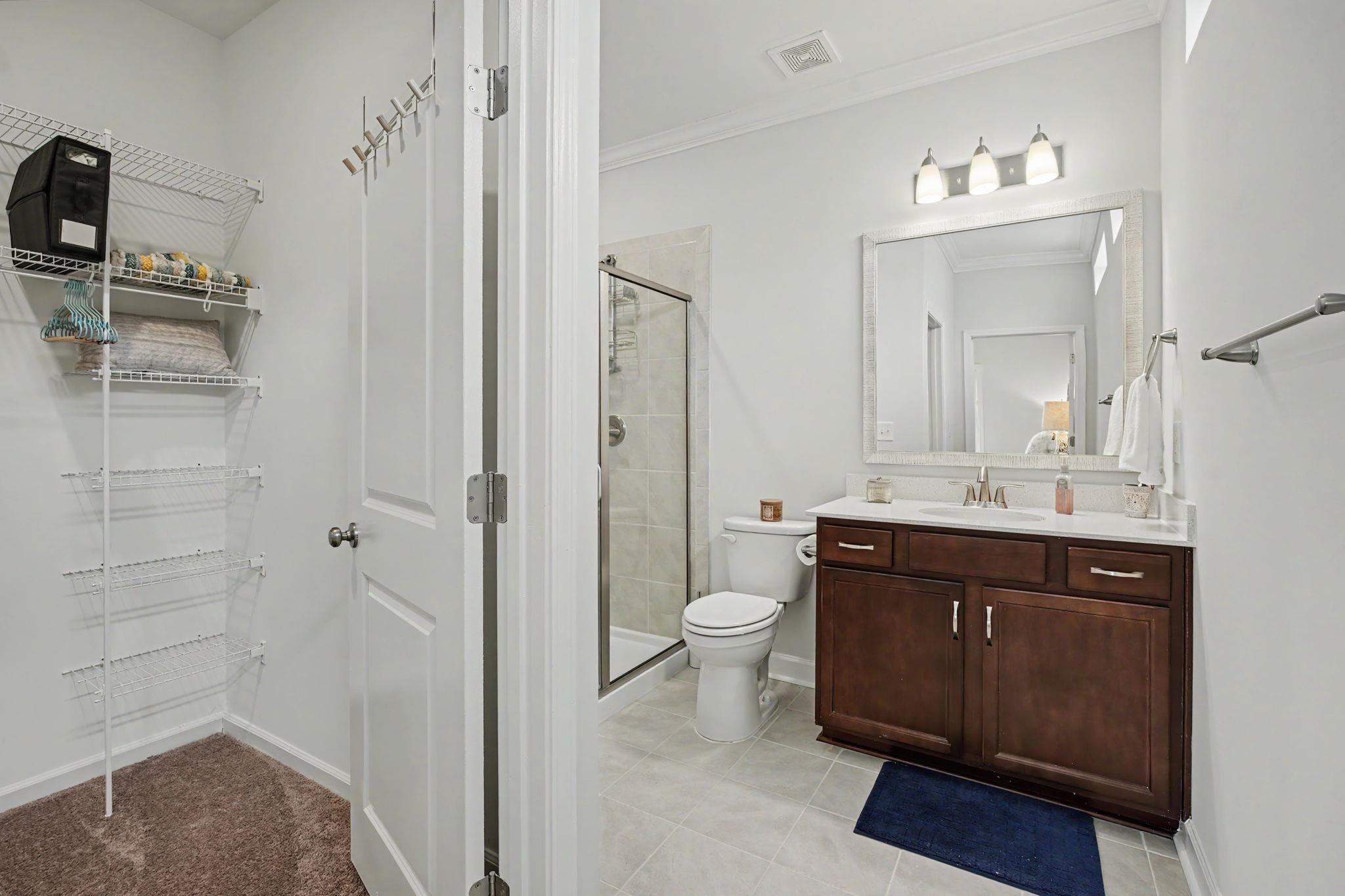3127 Viceroy Loop Property Photo 5