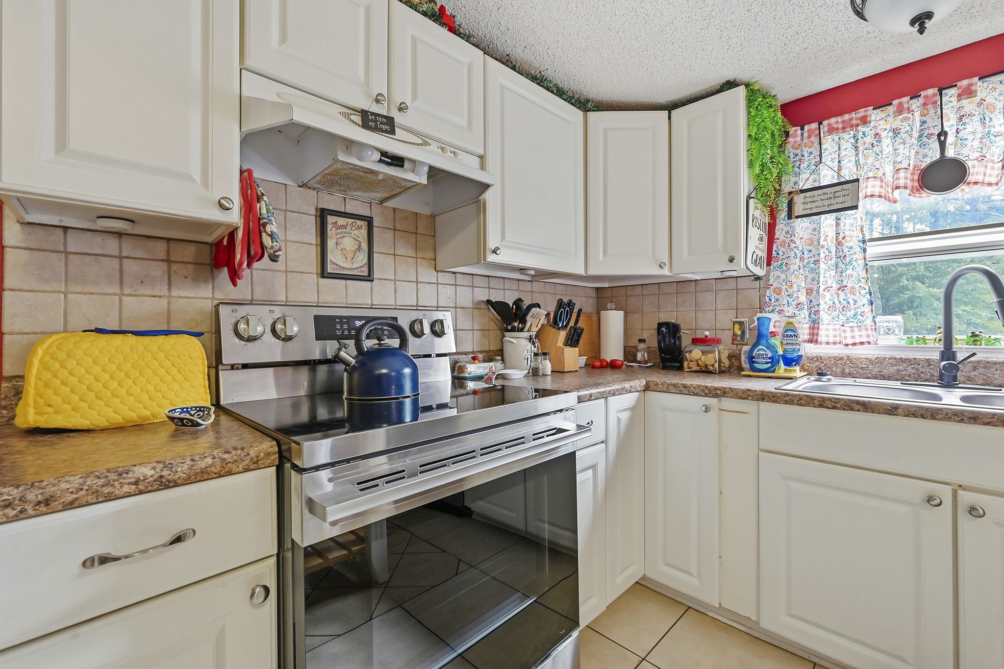 852 Old Magnolia Dr. Property Photo 14