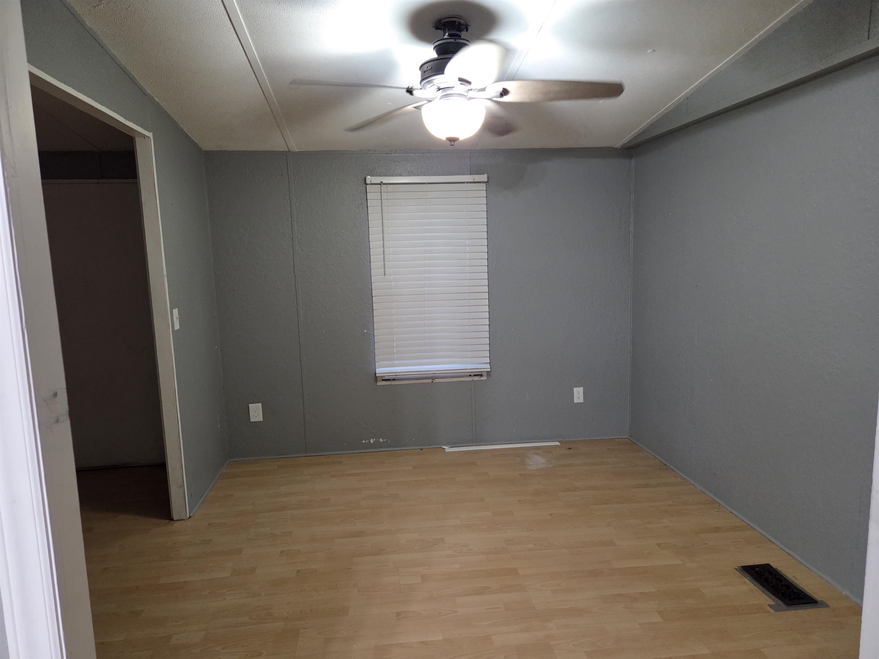 1871 Willow Oak Dr. Property Photo 3