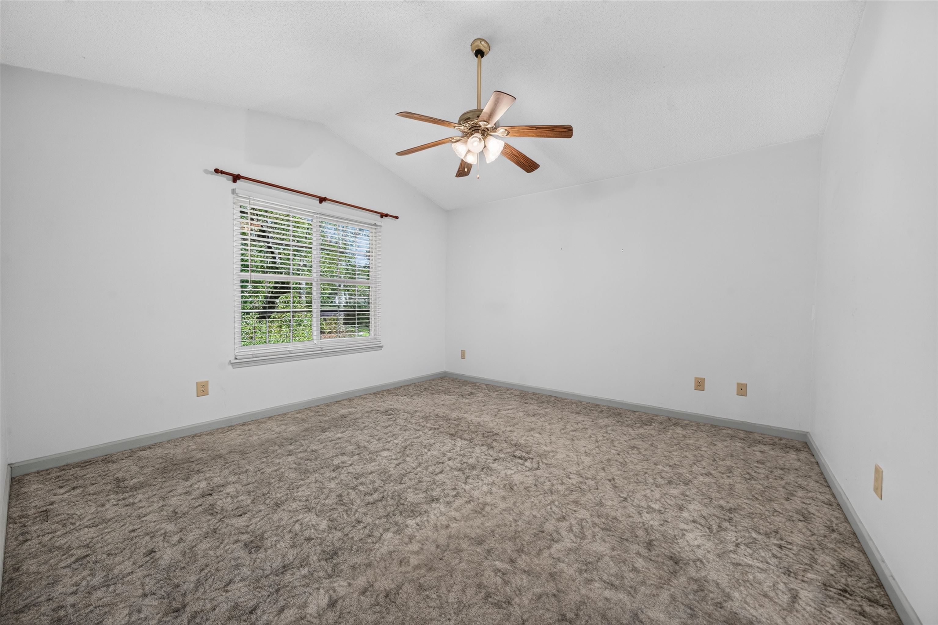 6627 E Sweetbriar Trail Property Photo 6