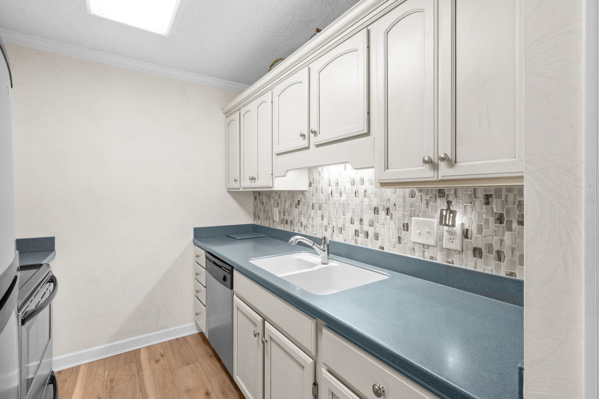 5001 Little River Rd. Property Photo 18