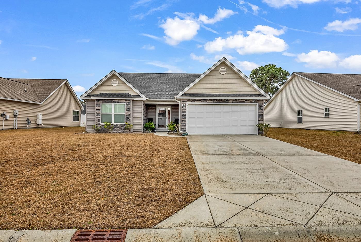 323 Borrowdale Dr. Property Photo 1