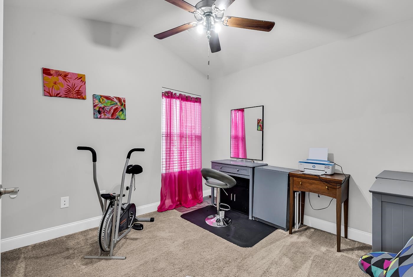 323 Borrowdale Dr. Property Photo 10