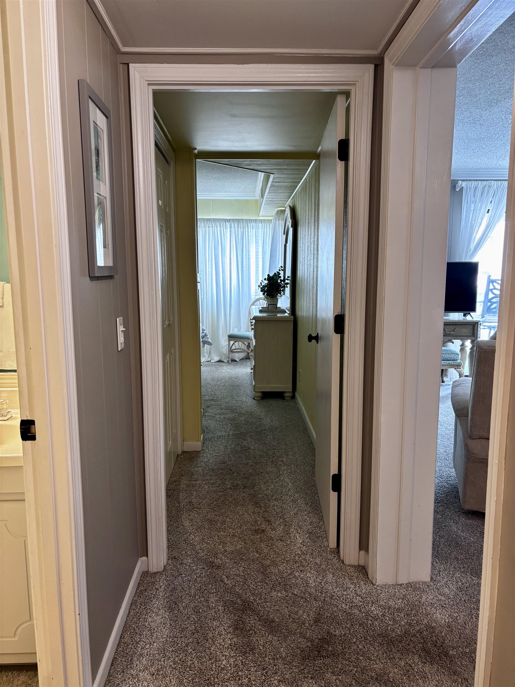 9660 Shore Dr. Property Photo 15