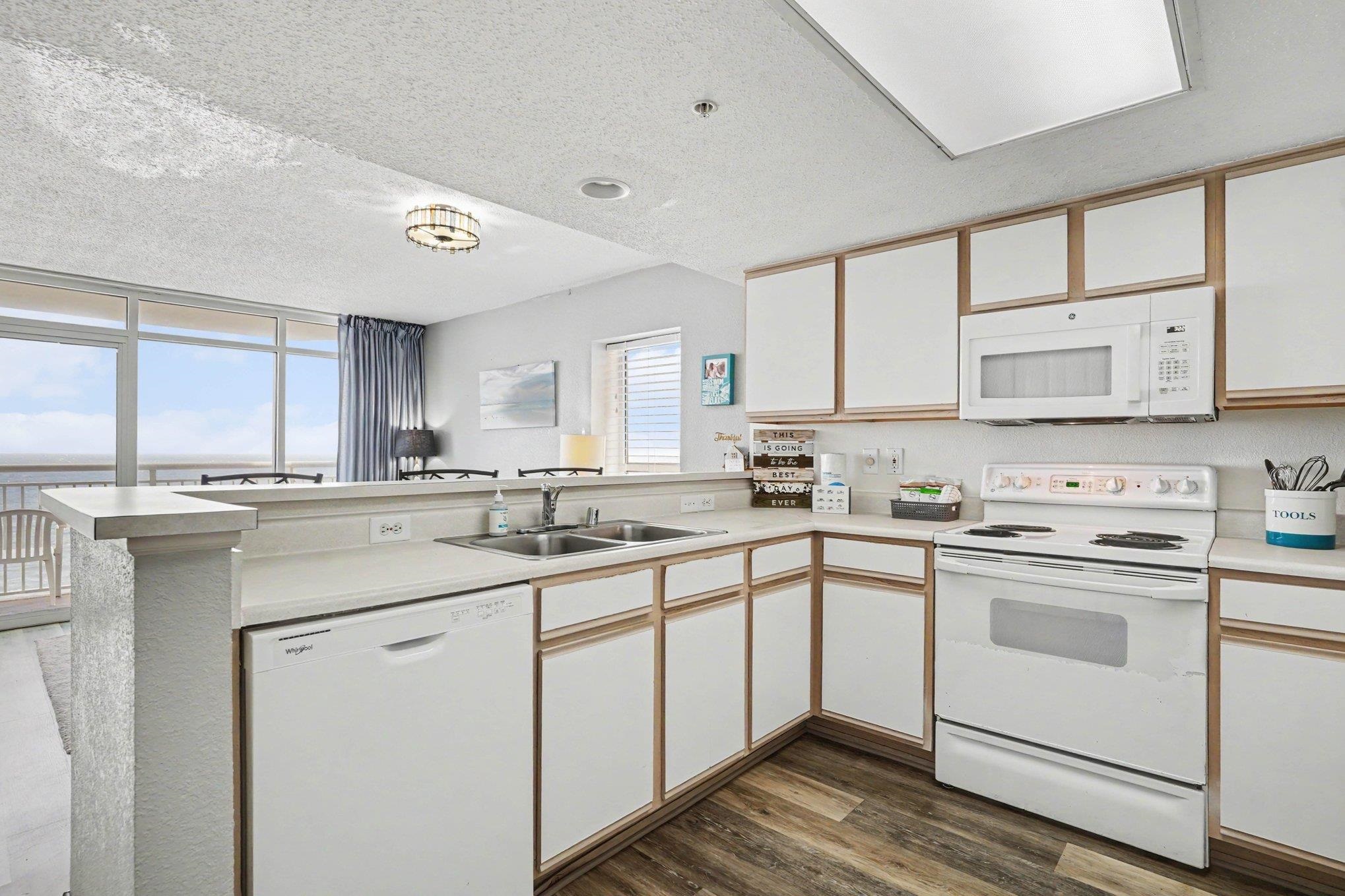 2701 S Ocean Blvd. Property Photo 7