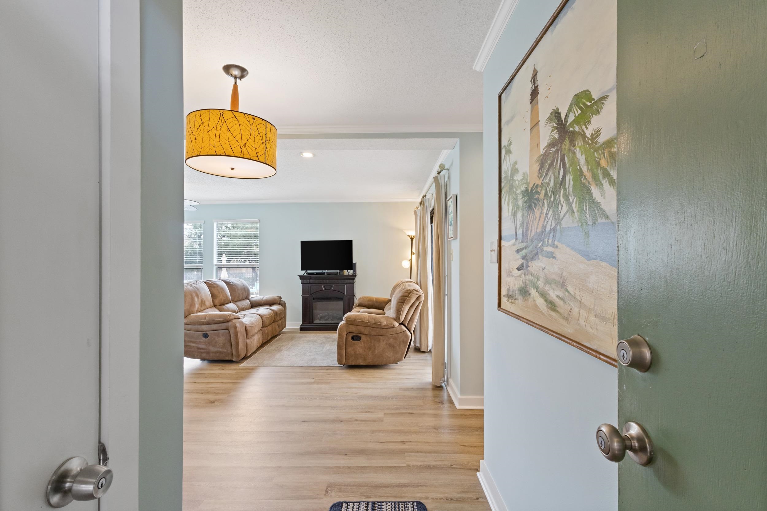 9661 Shore Dr. Property Photo 3