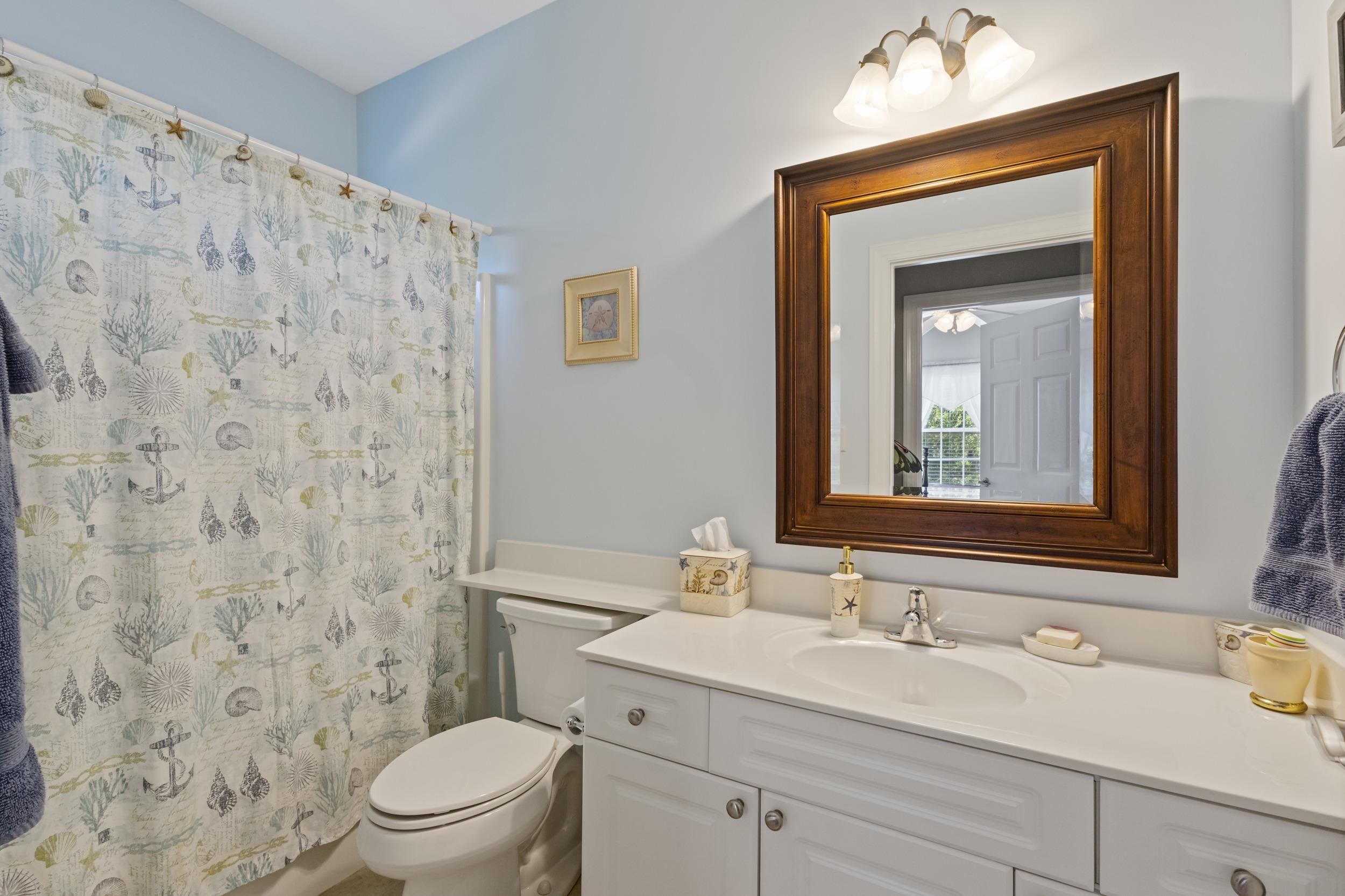 901 Knoll Shores Ct. Property Photo 18