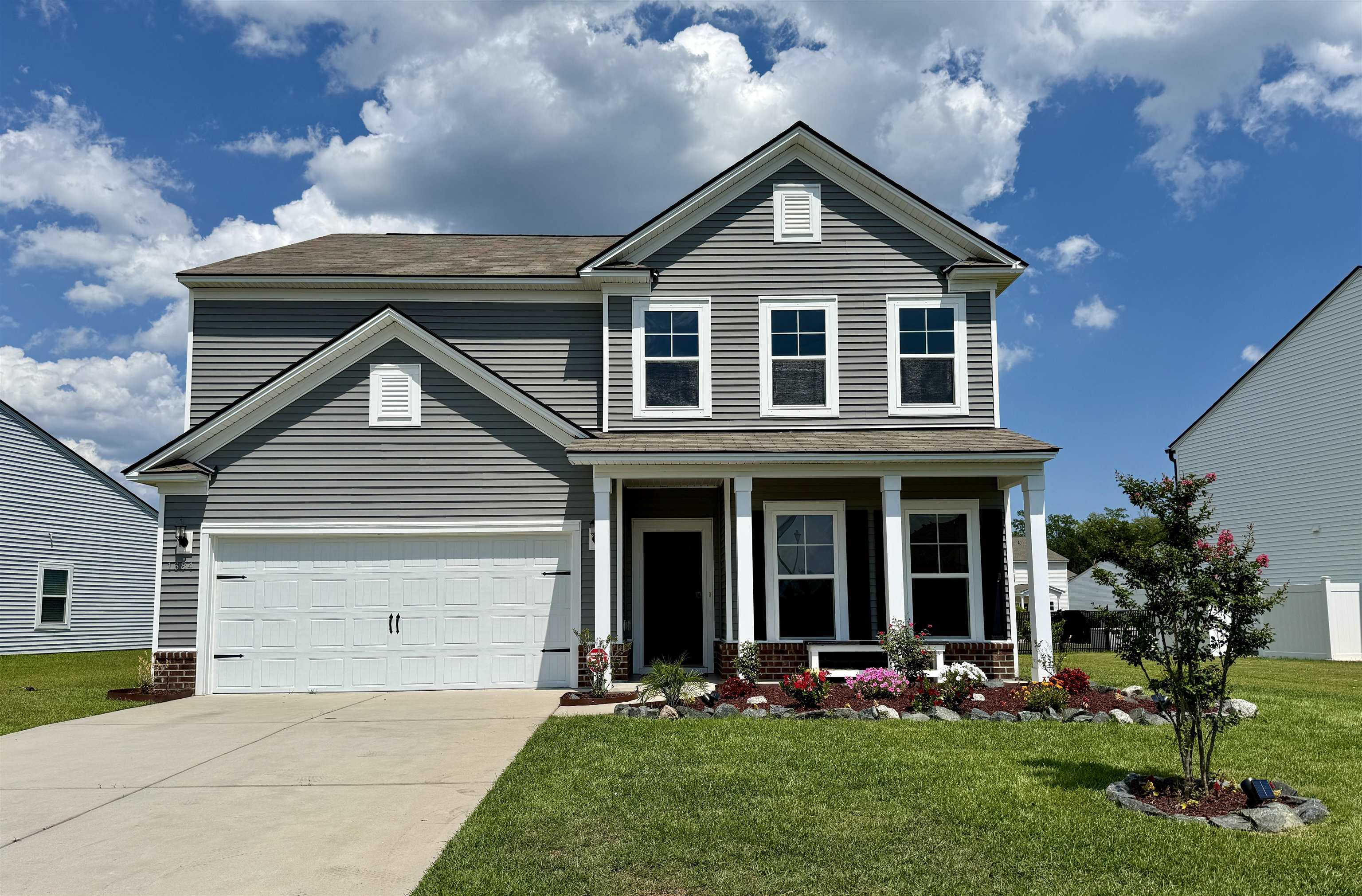 1684 Villena Dr. Property Photo 2