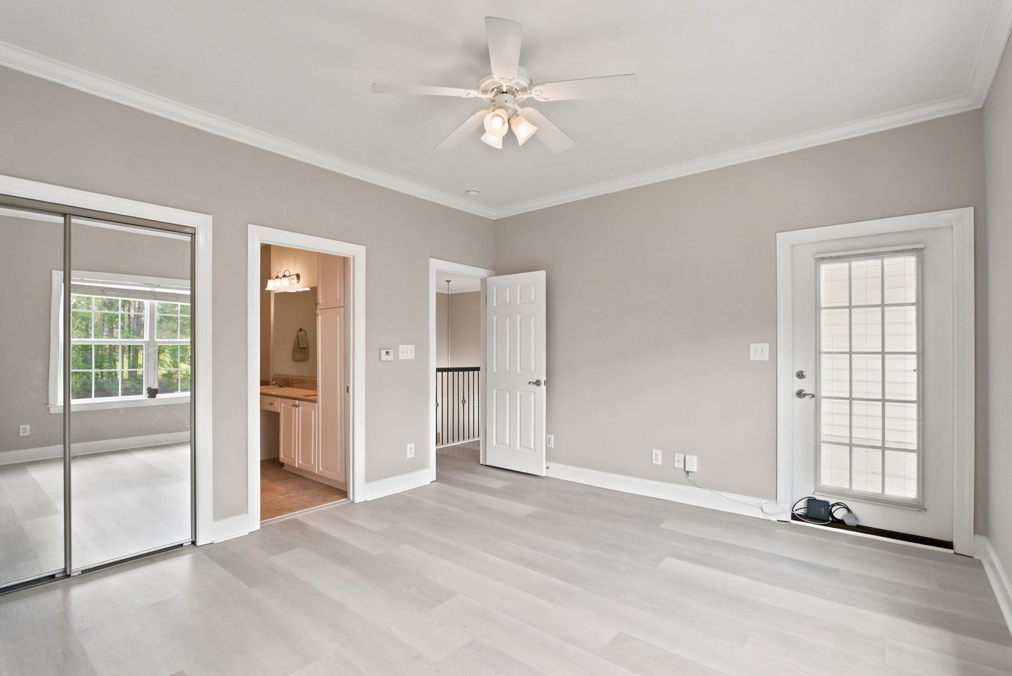 4488 Girvan Dr. Property Photo 24