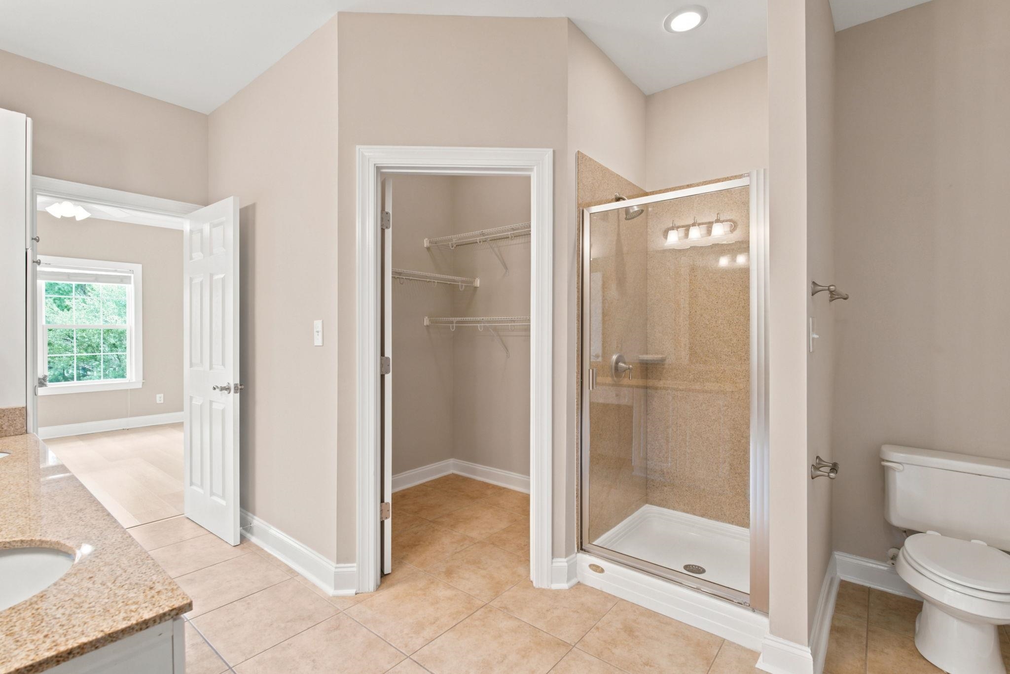 4488 Girvan Dr. Property Photo 28