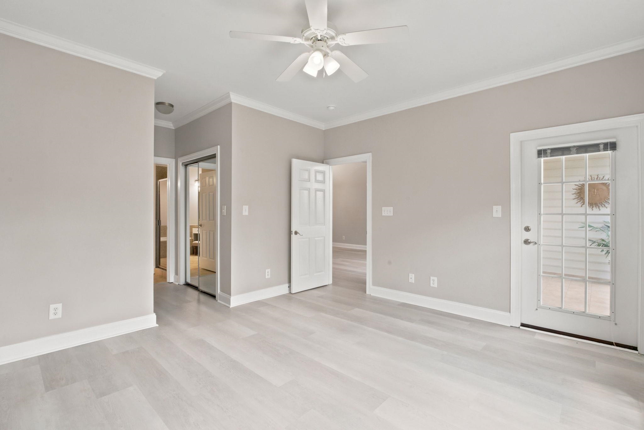 4488 Girvan Dr. Property Photo 33