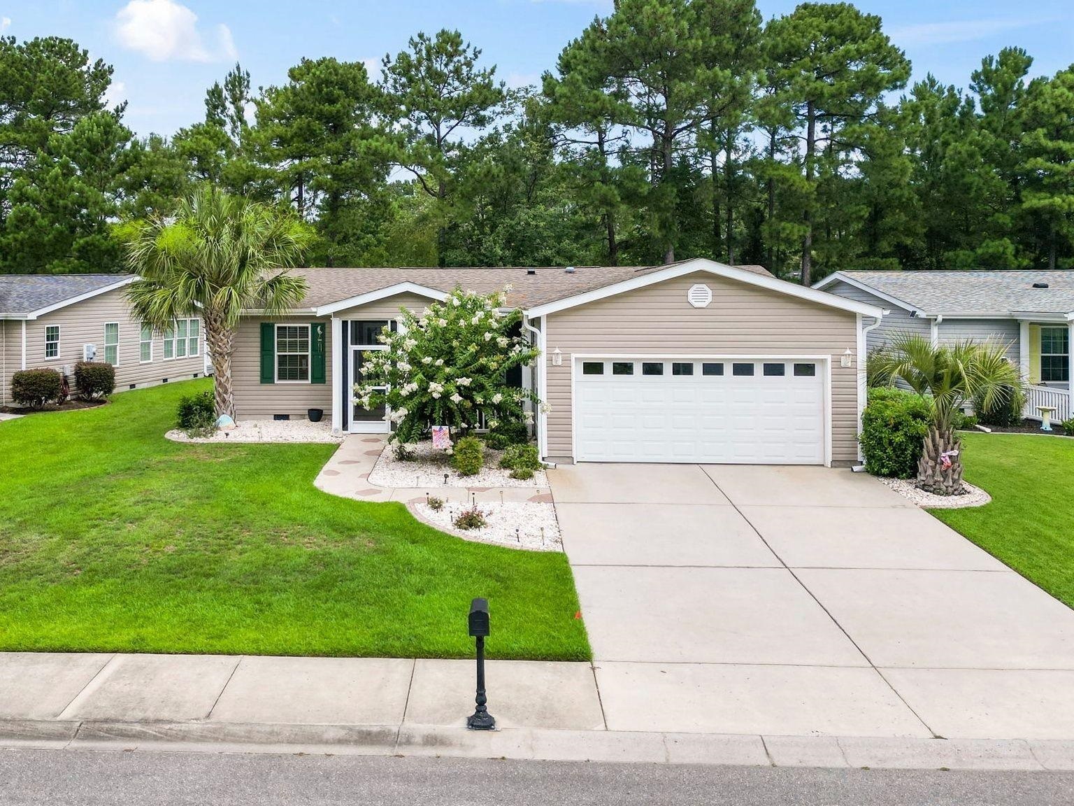 338 Lakeside Crossing Dr. Property Photo 1