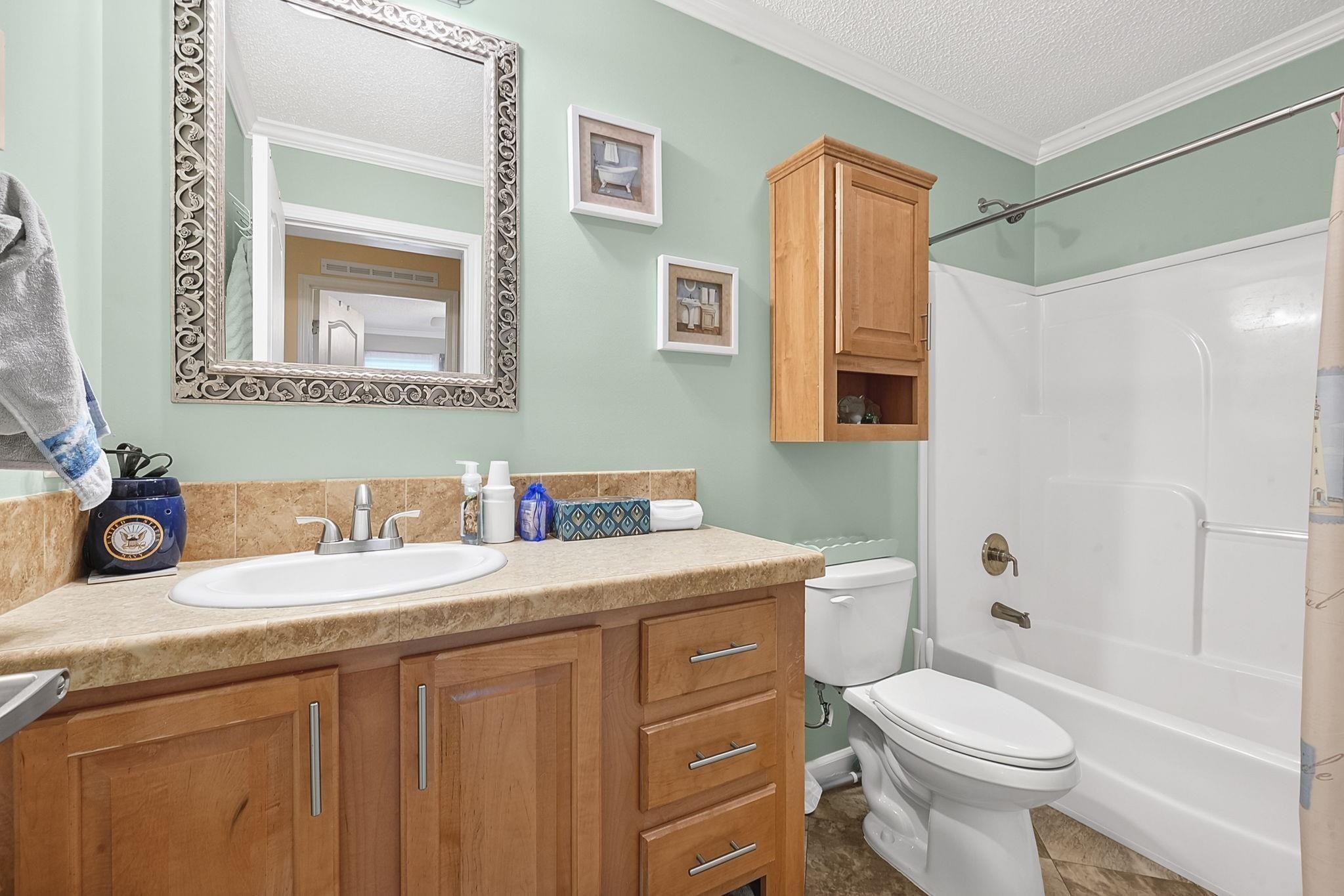 338 Lakeside Crossing Dr. Property Photo 16