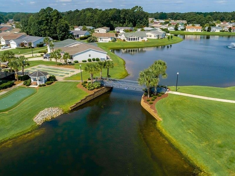 338 Lakeside Crossing Dr. Property Photo 34
