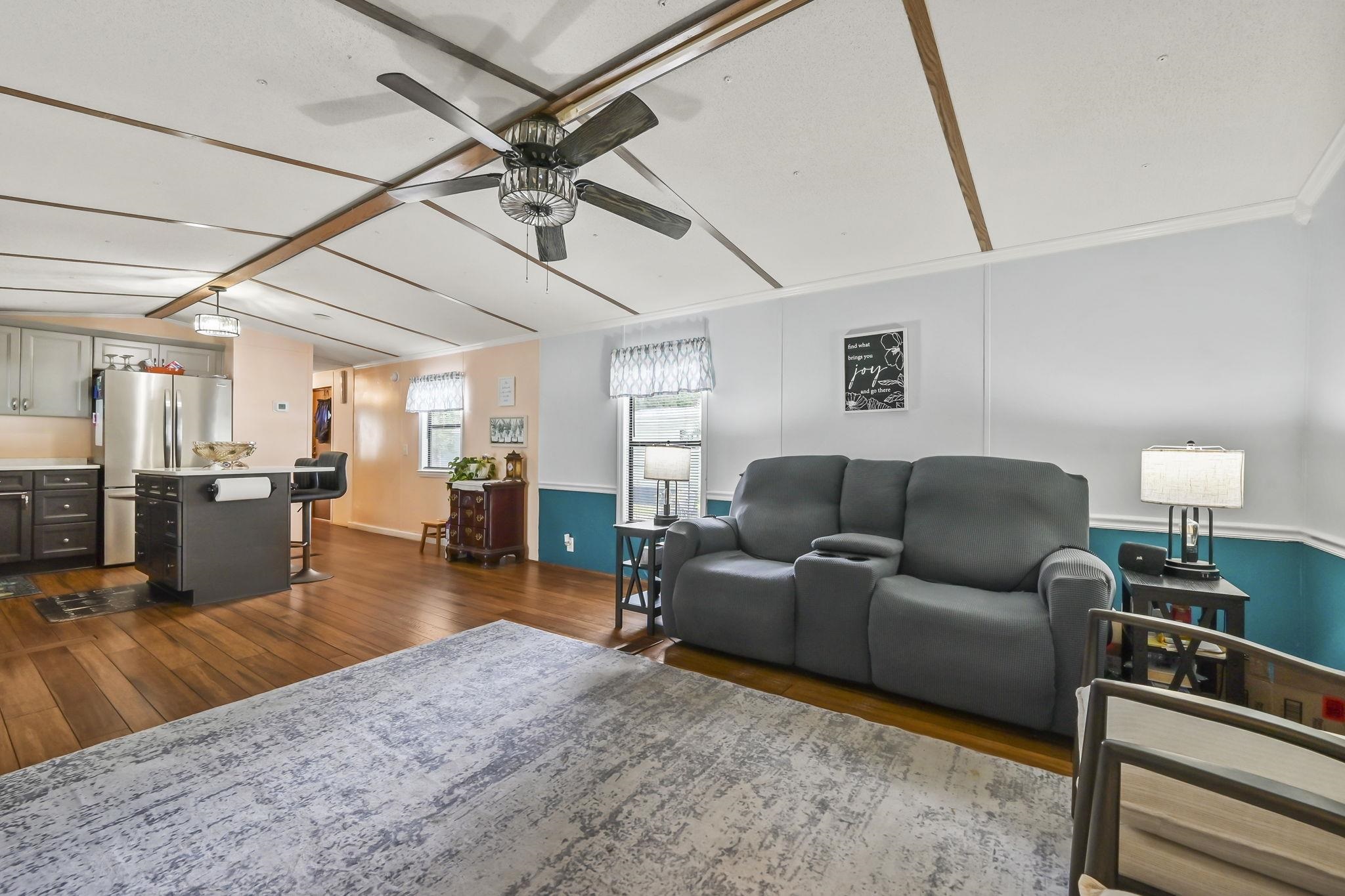 145 Ridgeway Loop Property Photo 7