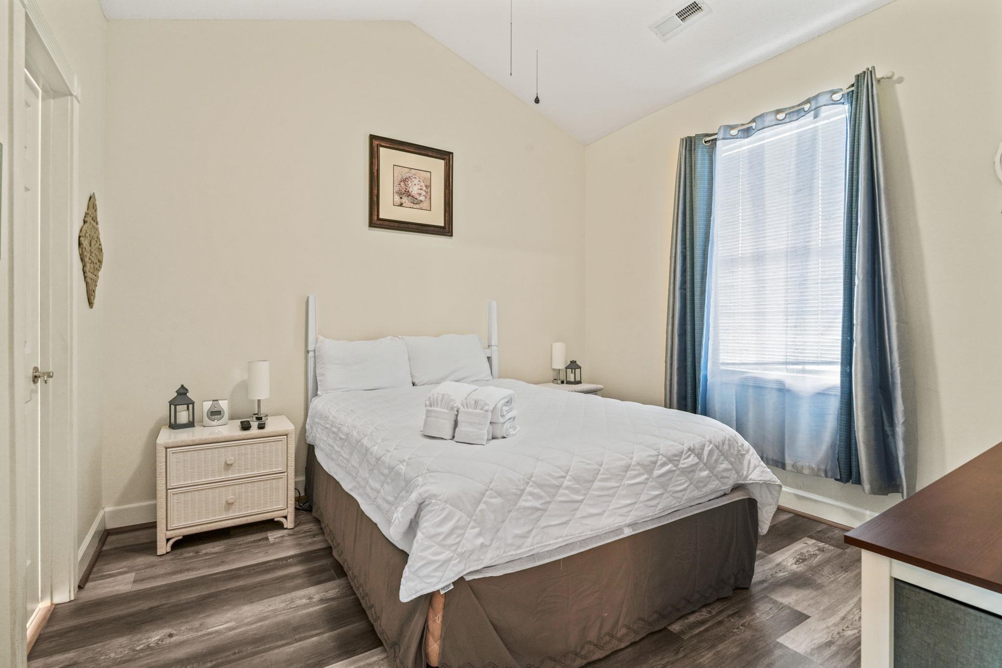 4647 Wild Iris Dr. Property Photo 5