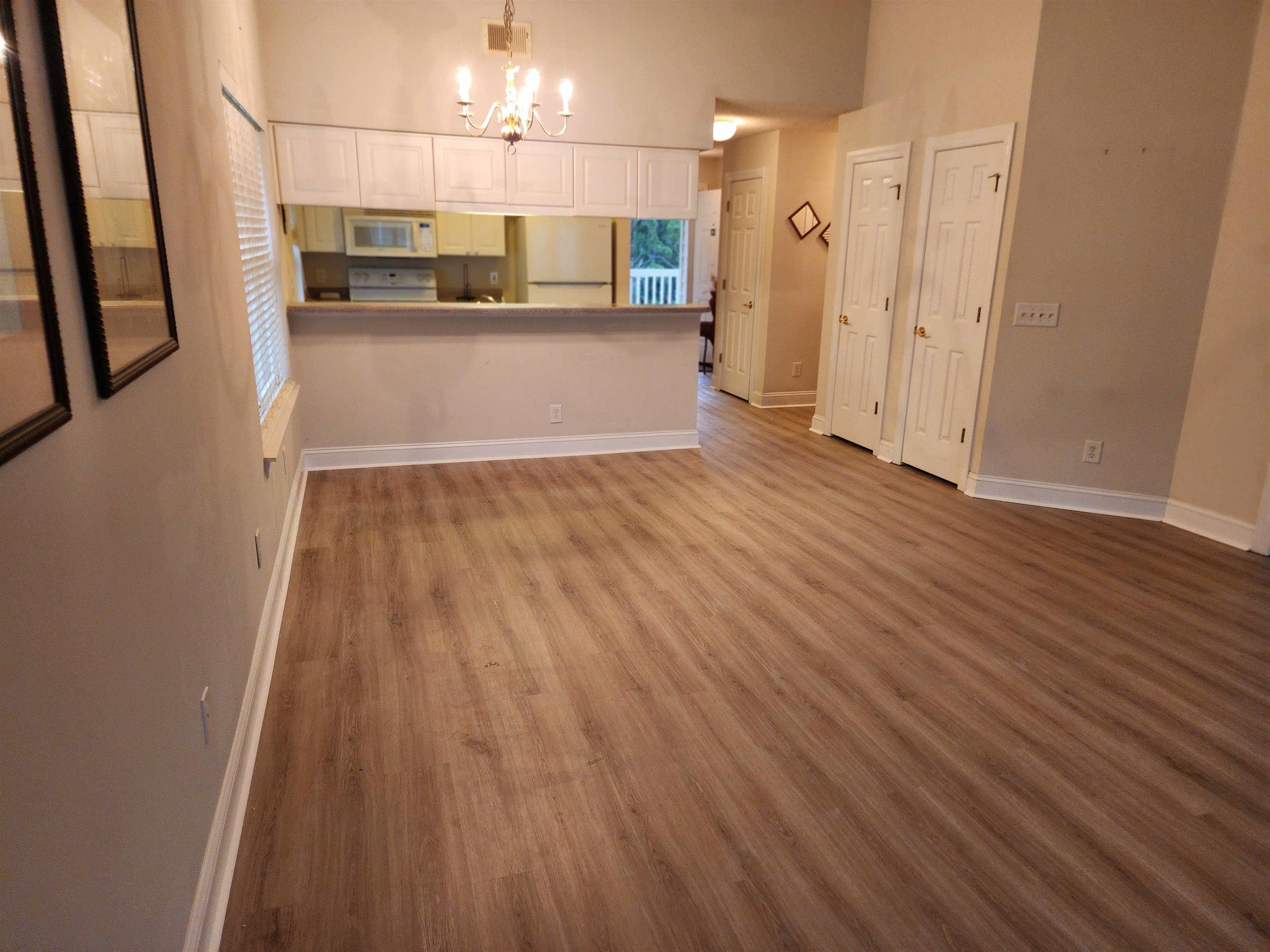 627 Woodmoor Circle Property Photo 9