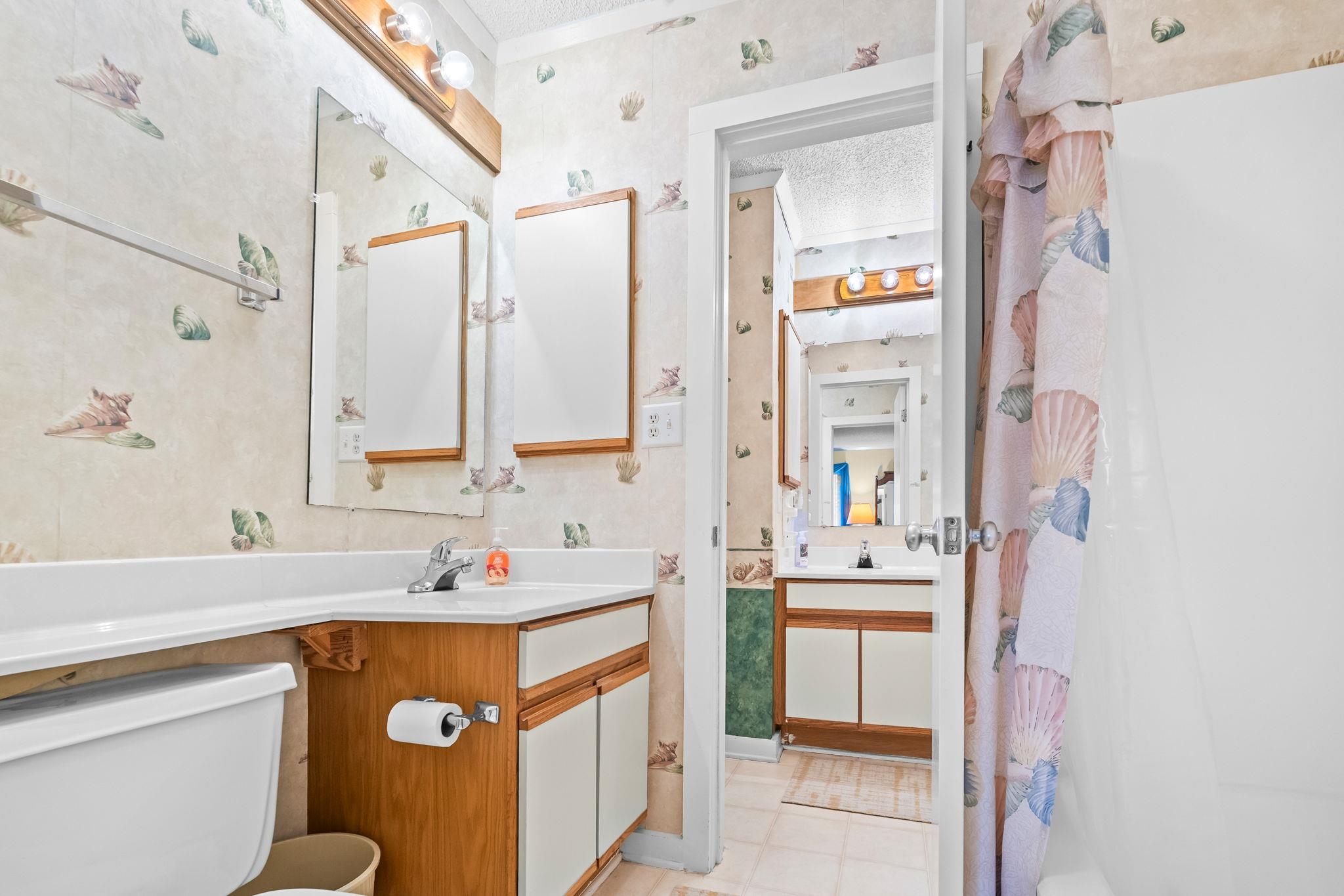415 Ocean Creek Dr. Property Photo 20