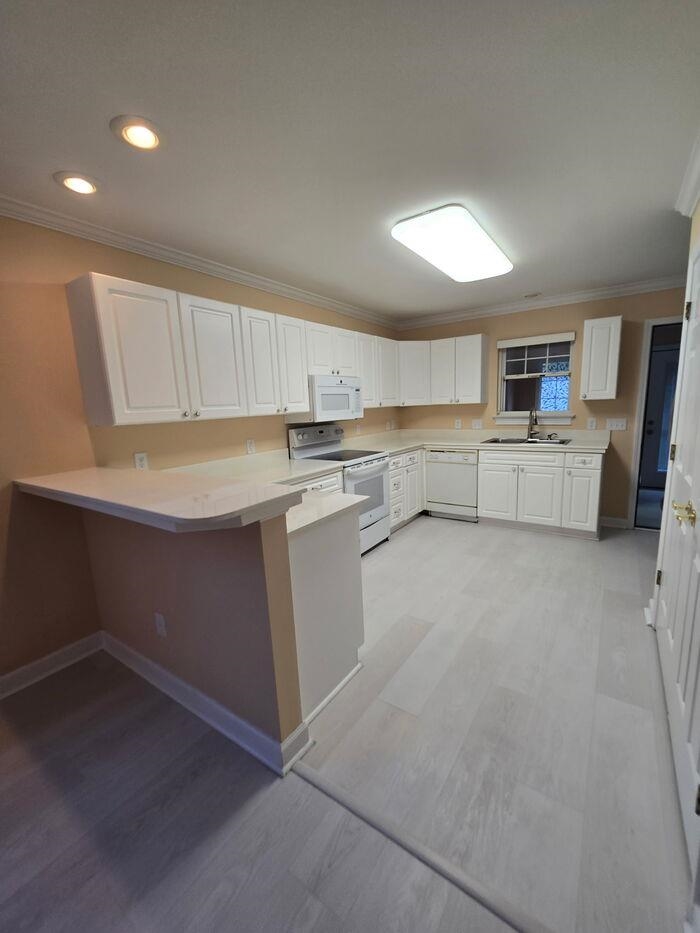 1328 Waterway Dr. Property Photo 6