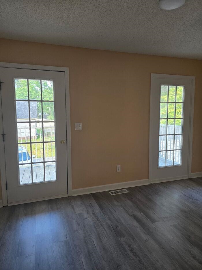 1328 Waterway Dr. Property Photo 30