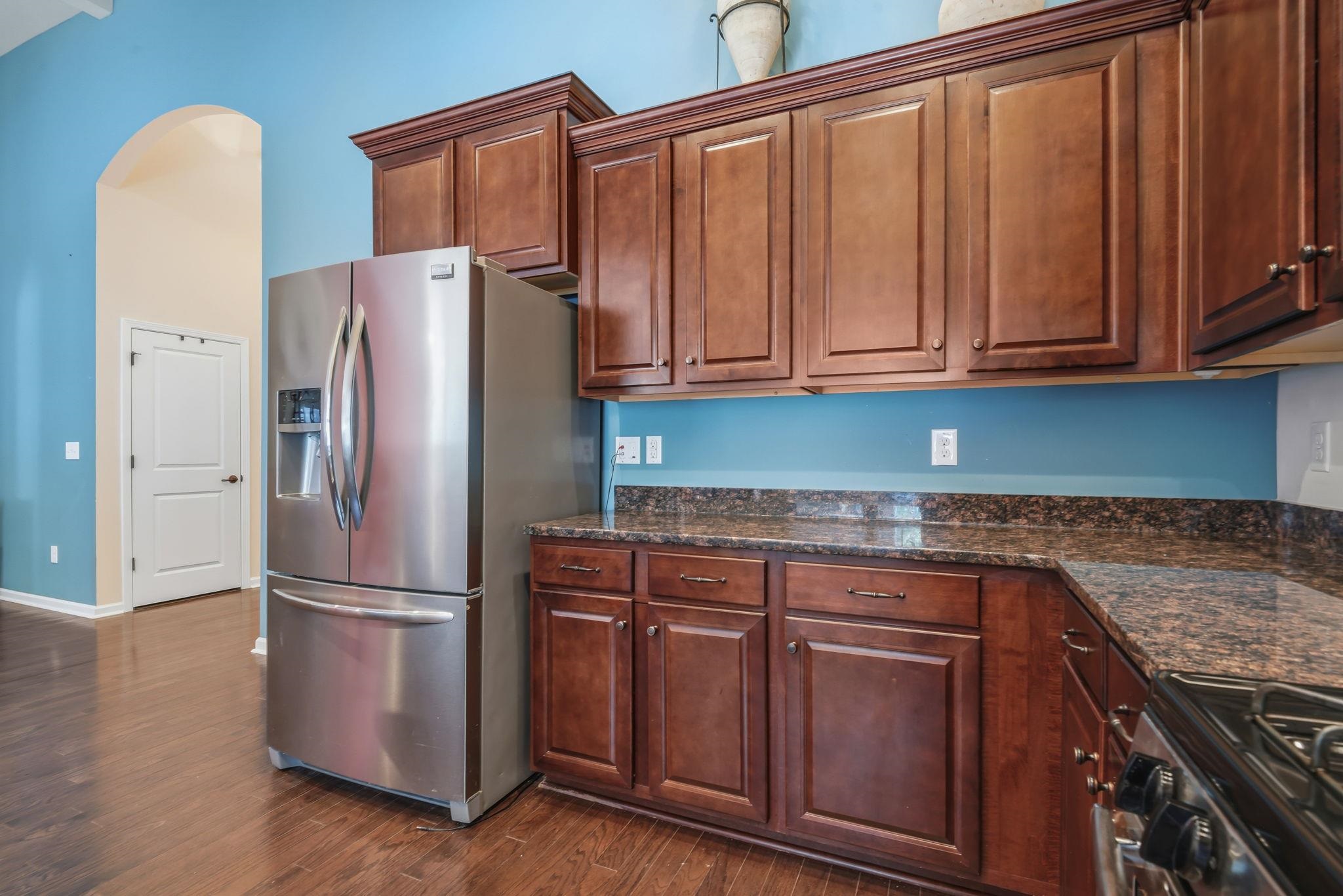 3664 White Wing Circle Property Photo 13