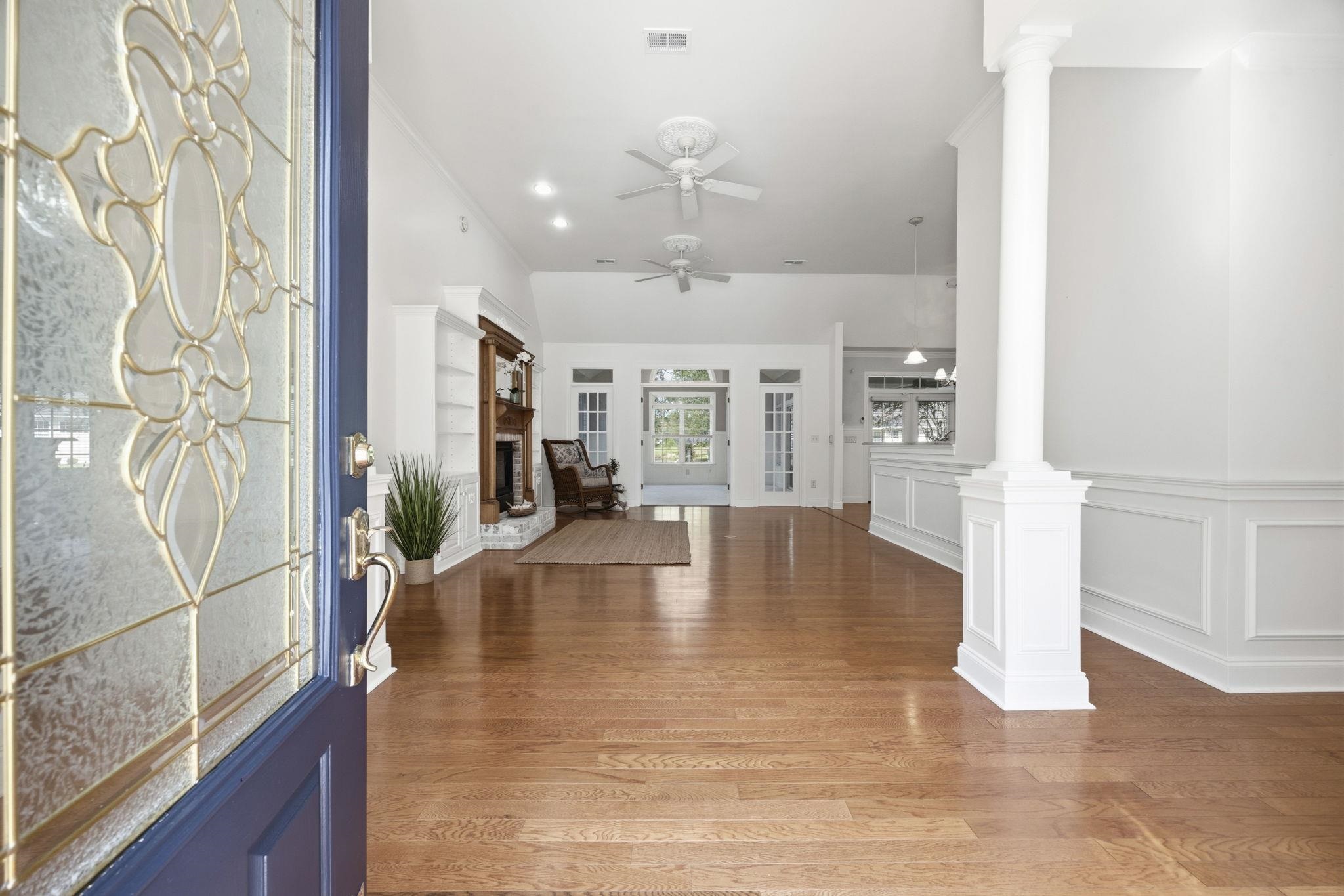 4464 Firethorne Dr. Property Photo 4