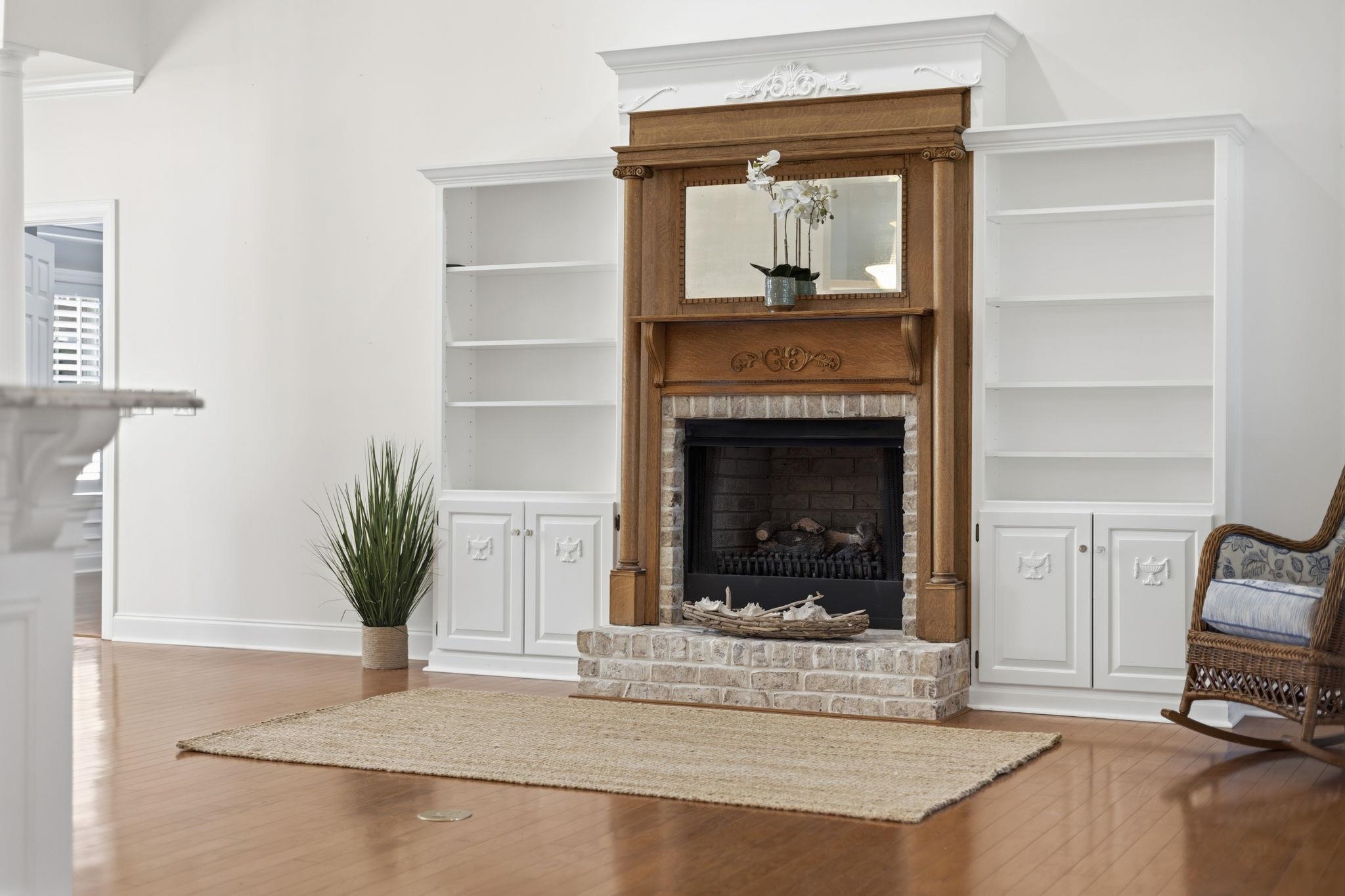 4464 Firethorne Dr. Property Photo 12