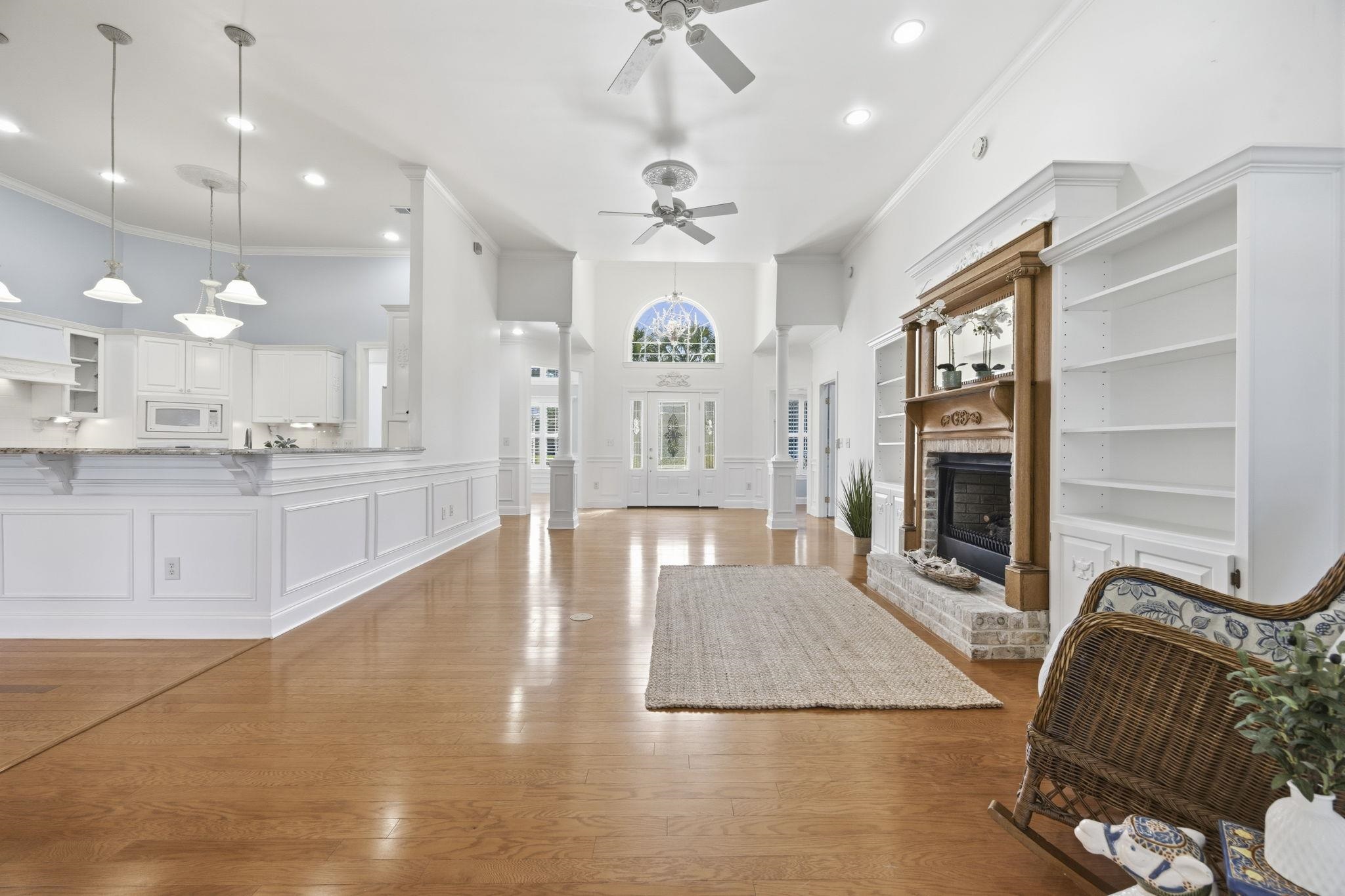 4464 Firethorne Dr. Property Photo 14