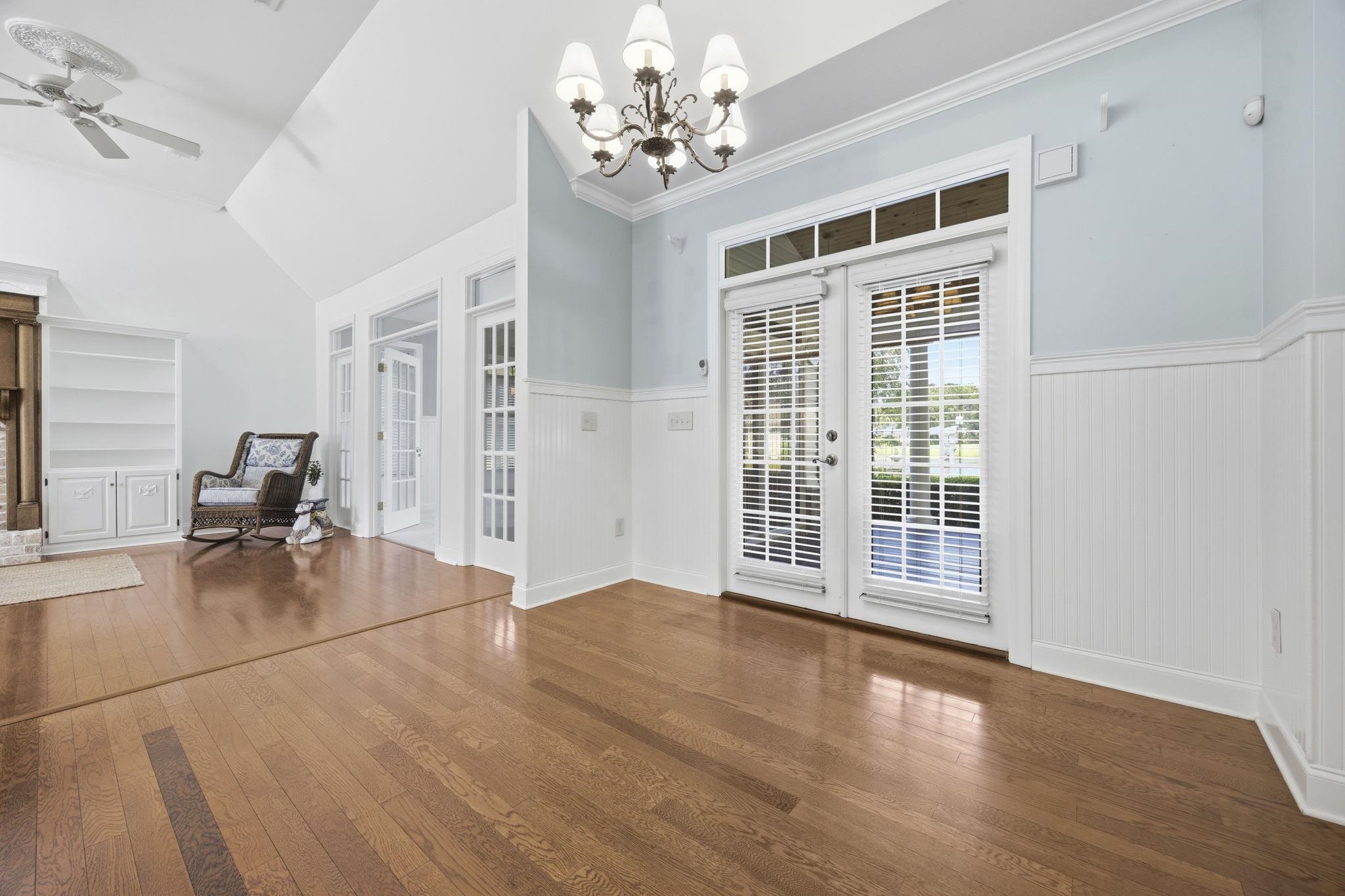 4464 Firethorne Dr. Property Photo 15