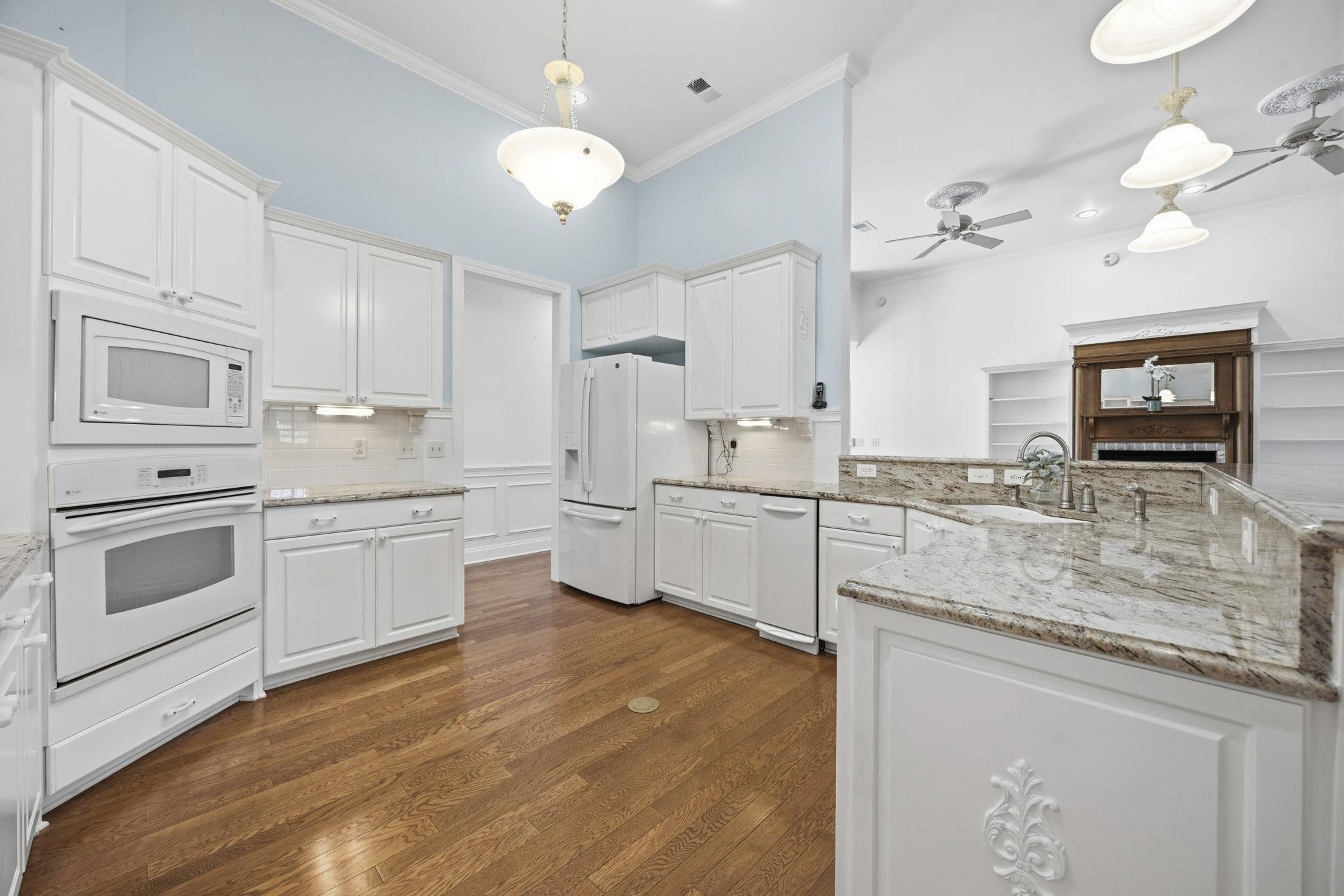 4464 Firethorne Dr. Property Photo 19