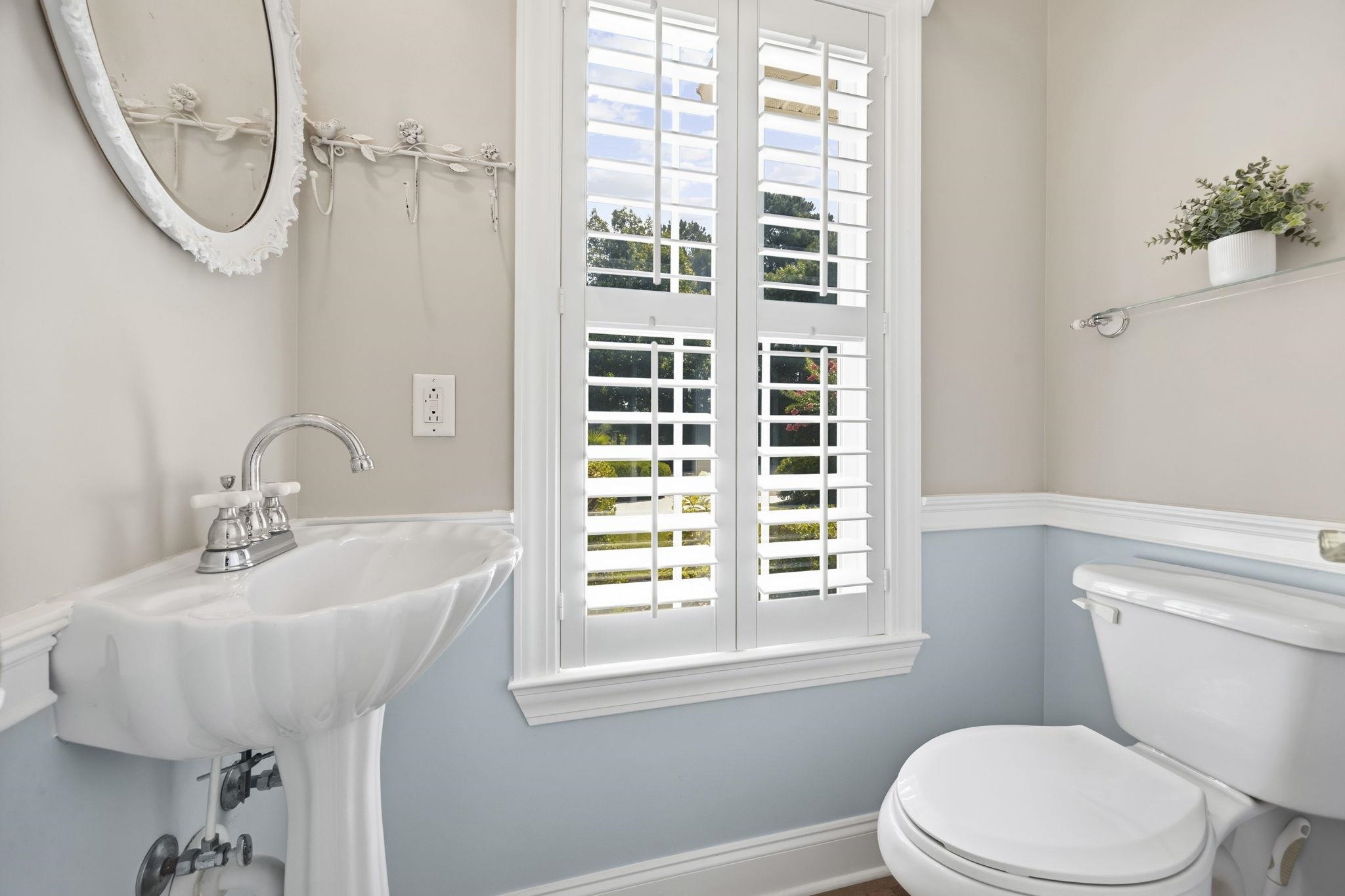4464 Firethorne Dr. Property Photo 28