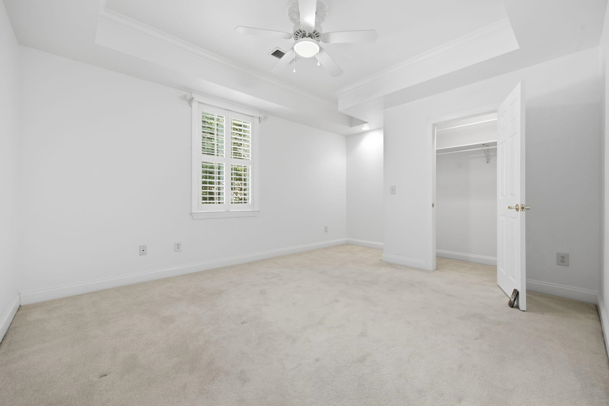 4464 Firethorne Dr. Property Photo 39