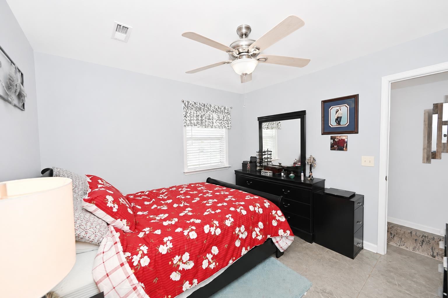646 Tupelo Ln. Property Photo 10