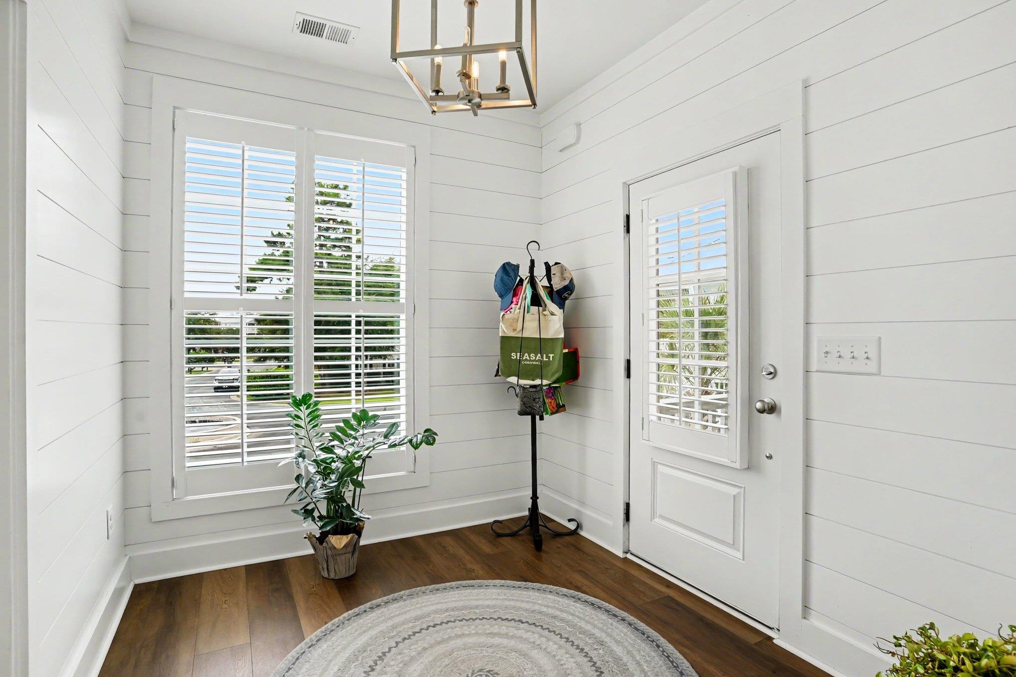 100 Summer Wind Loop Property Photo 4