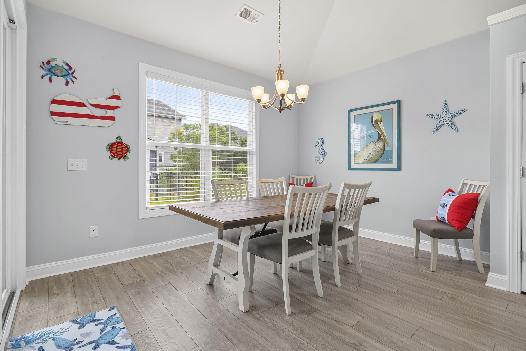 1450 Parish Way Property Photo 10