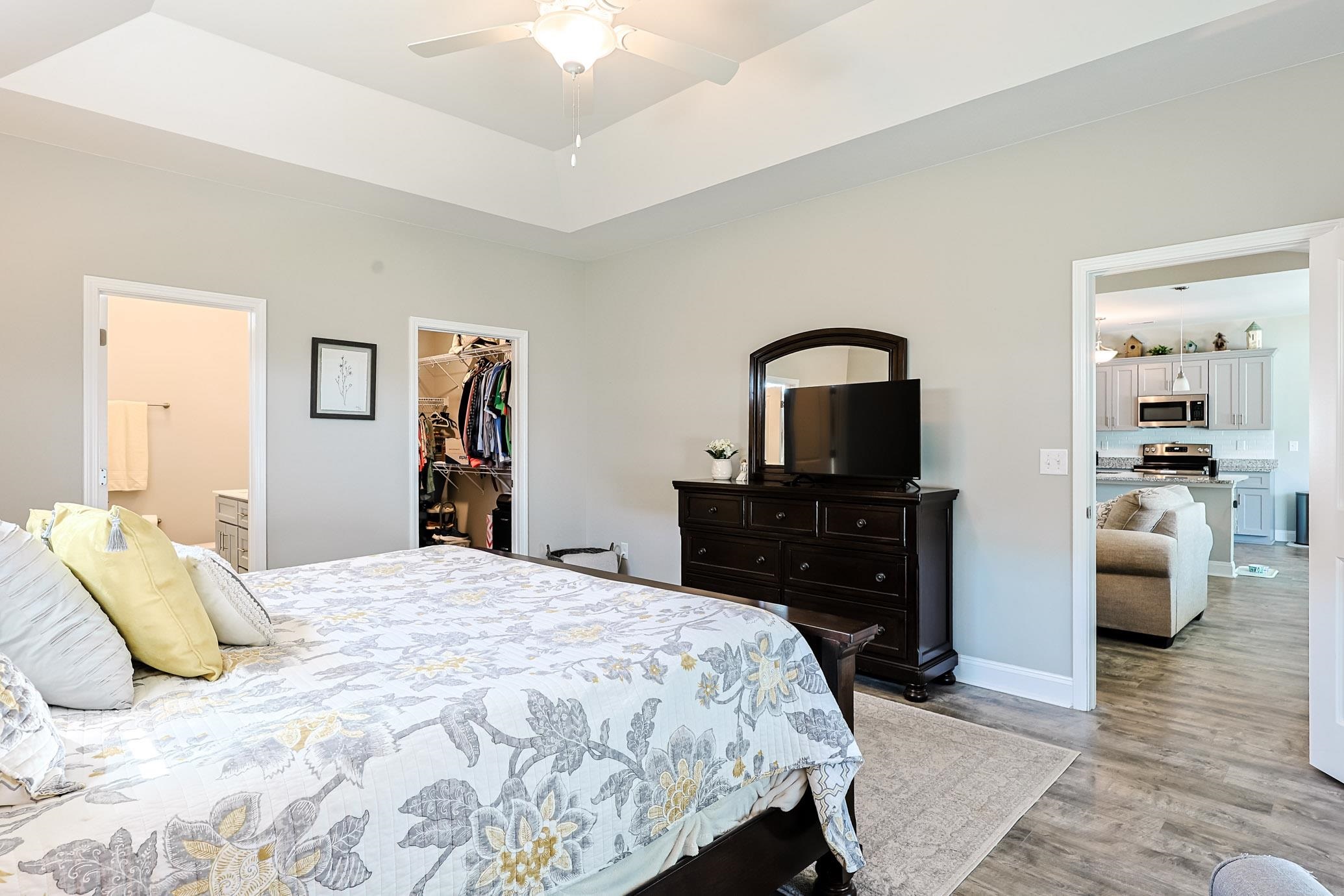 768 Hobonny Loop Property Photo 12