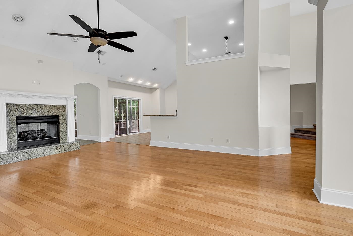 284 Chamberlin Rd. Property Photo 6